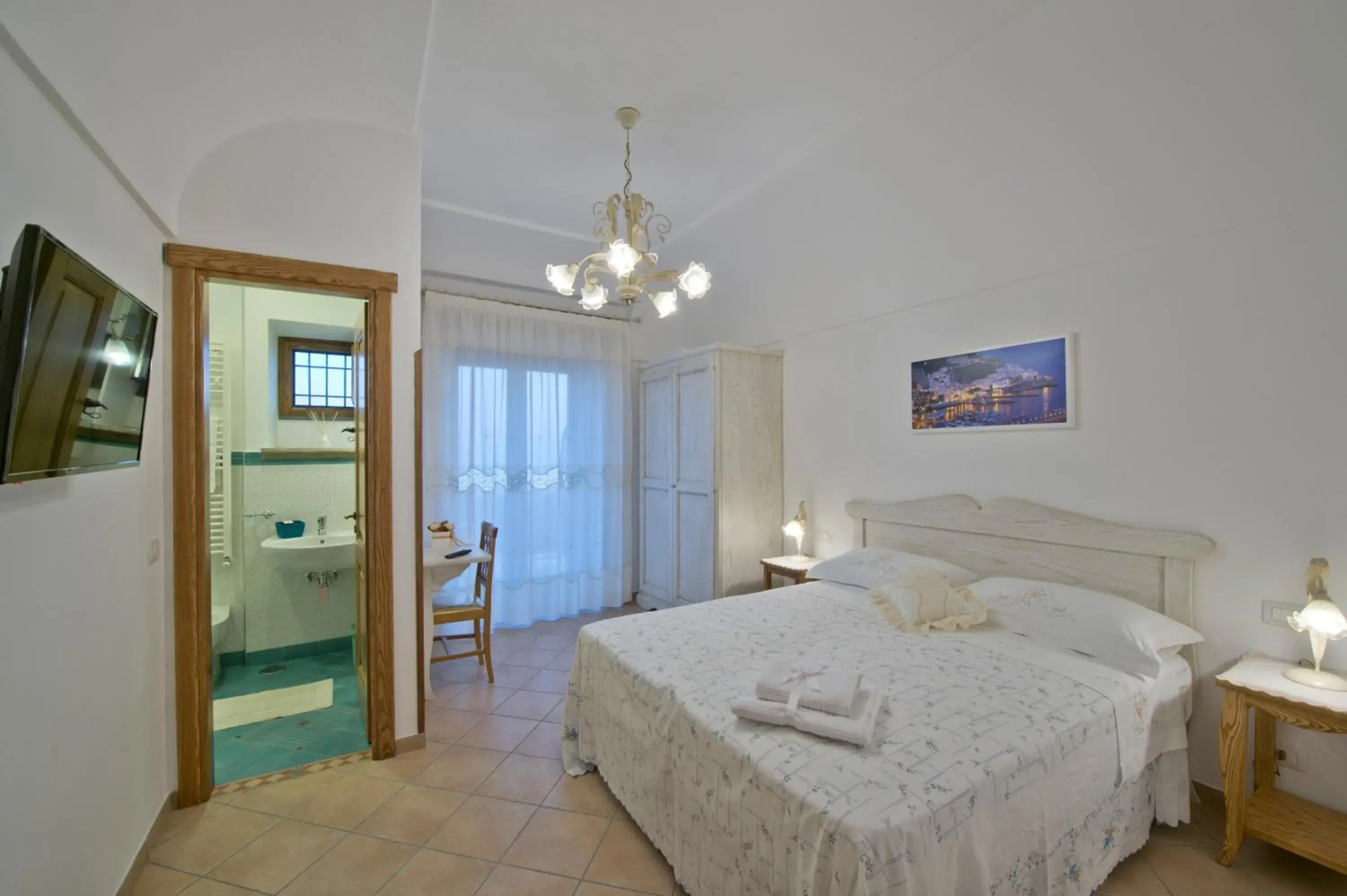 Double Room with Terrace in Il Casale del Generale Double Room with Terrace in Il Casale del Generale