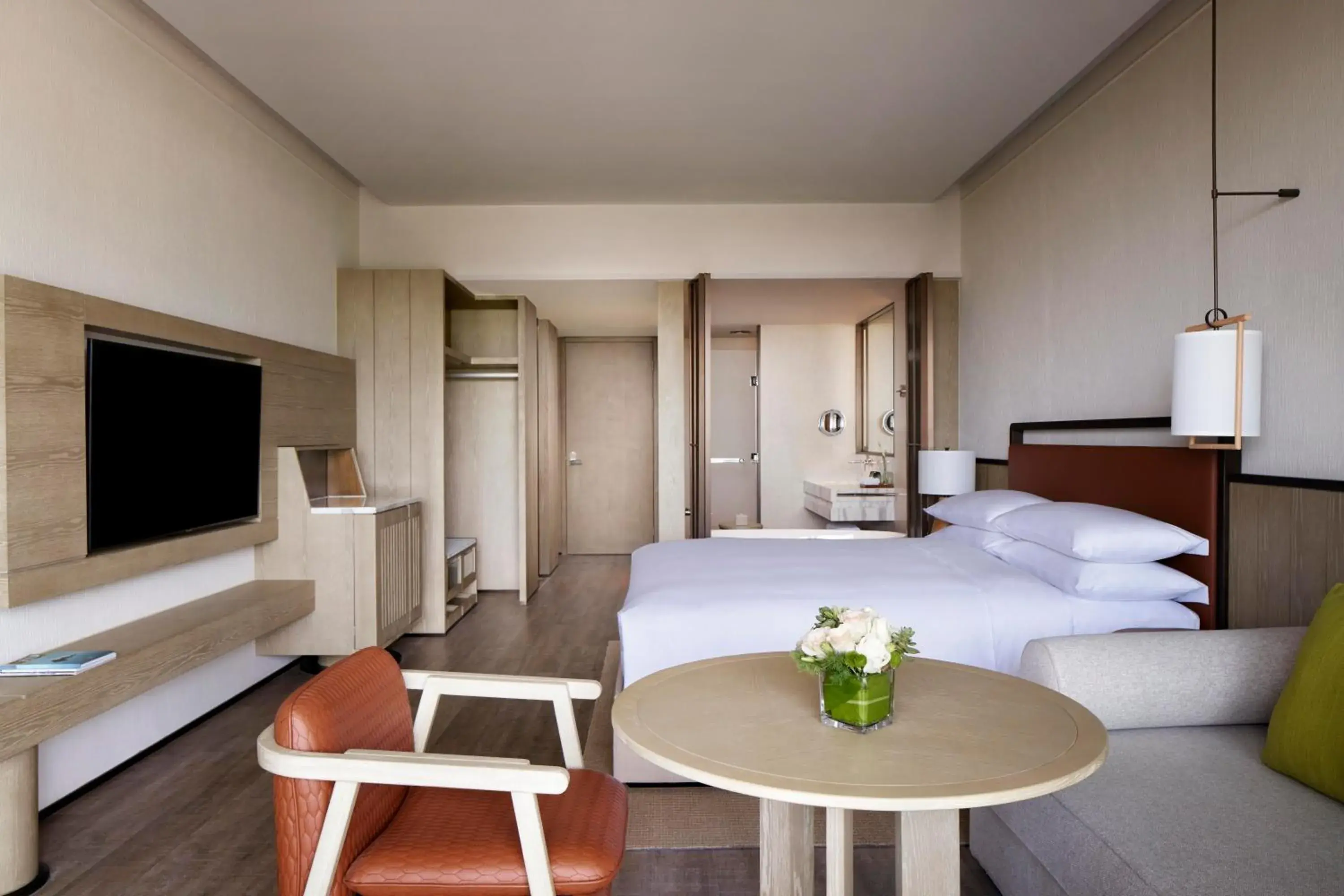 Deluxe King Room in Sanya Marriott Yalong Bay Resort & Spa Deluxe King Room in Sanya Marriott Yalong Bay Resort & Spa