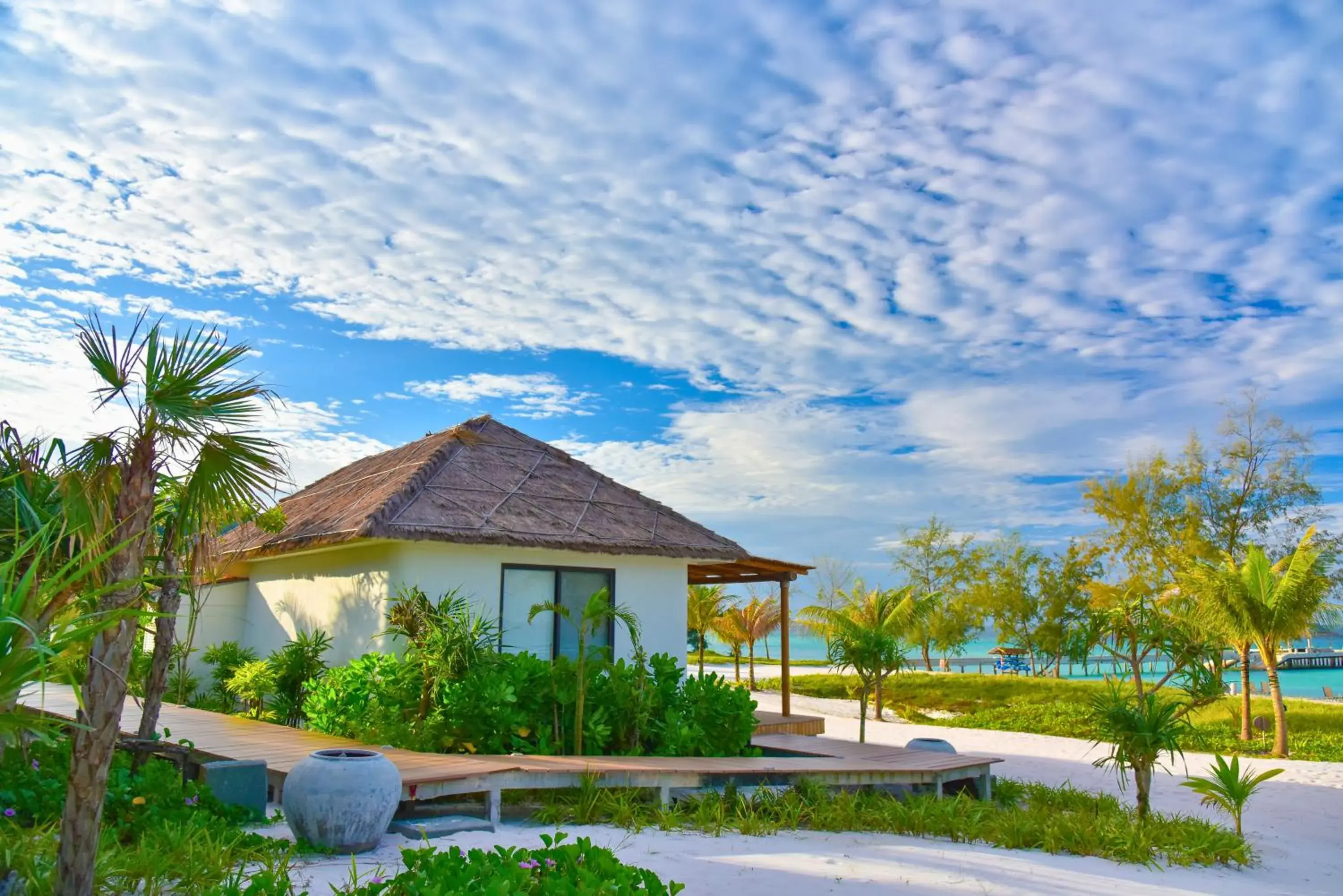 Beachfront Villa in The Royal Sands Koh Rong Beachfront Villa in The Royal Sands Koh Rong