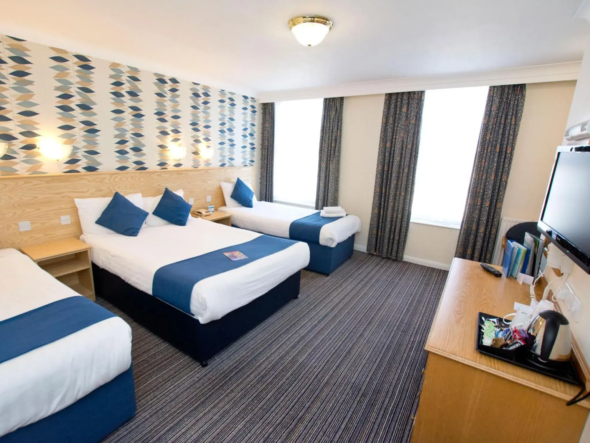 Standard Family Room (2 Adults + 2 Children) in TLH Derwent Hotel - TLH Leisure, Entertainment and Spa Resort Standard Family Room (2 Adults + 2 Children) in TLH Derwent Hotel - TLH Leisure, Entertainment and Spa Resort