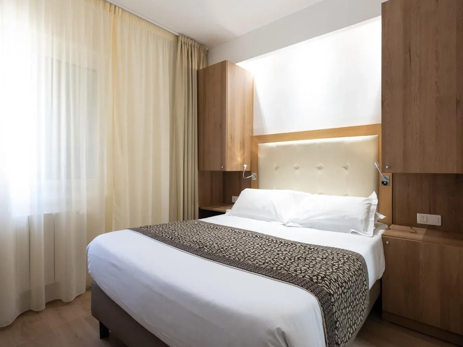 XS - Double Room with Courtyard View - First price Budget in Hotel Revellata & Spa XS - Double Room with Courtyard View - First price Budget in Hotel Revellata & Spa