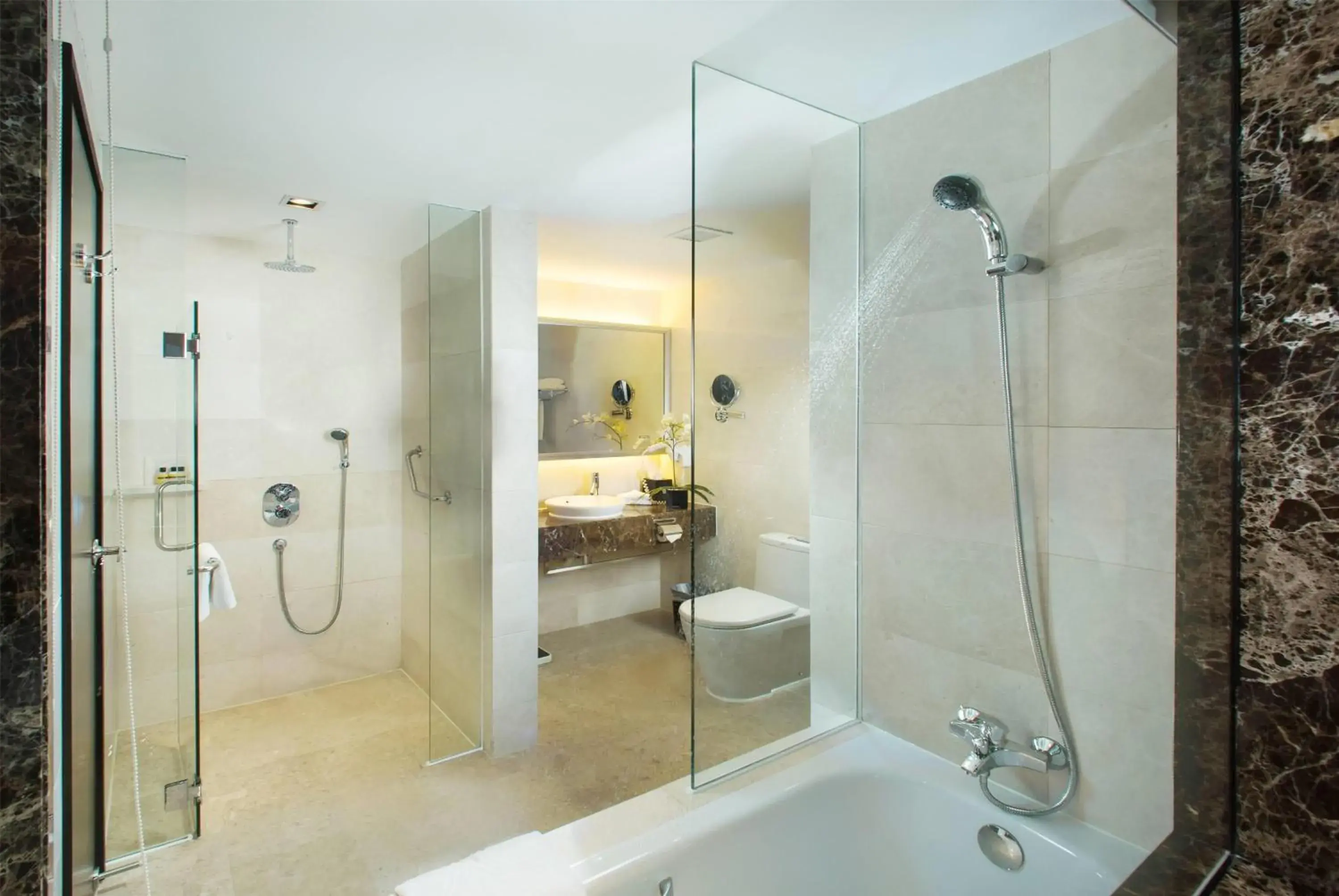 Executive Deluxe Suite - single occupancy in Wyndham Singapore Hotel Executive Deluxe Suite - single occupancy in Wyndham Singapore Hotel