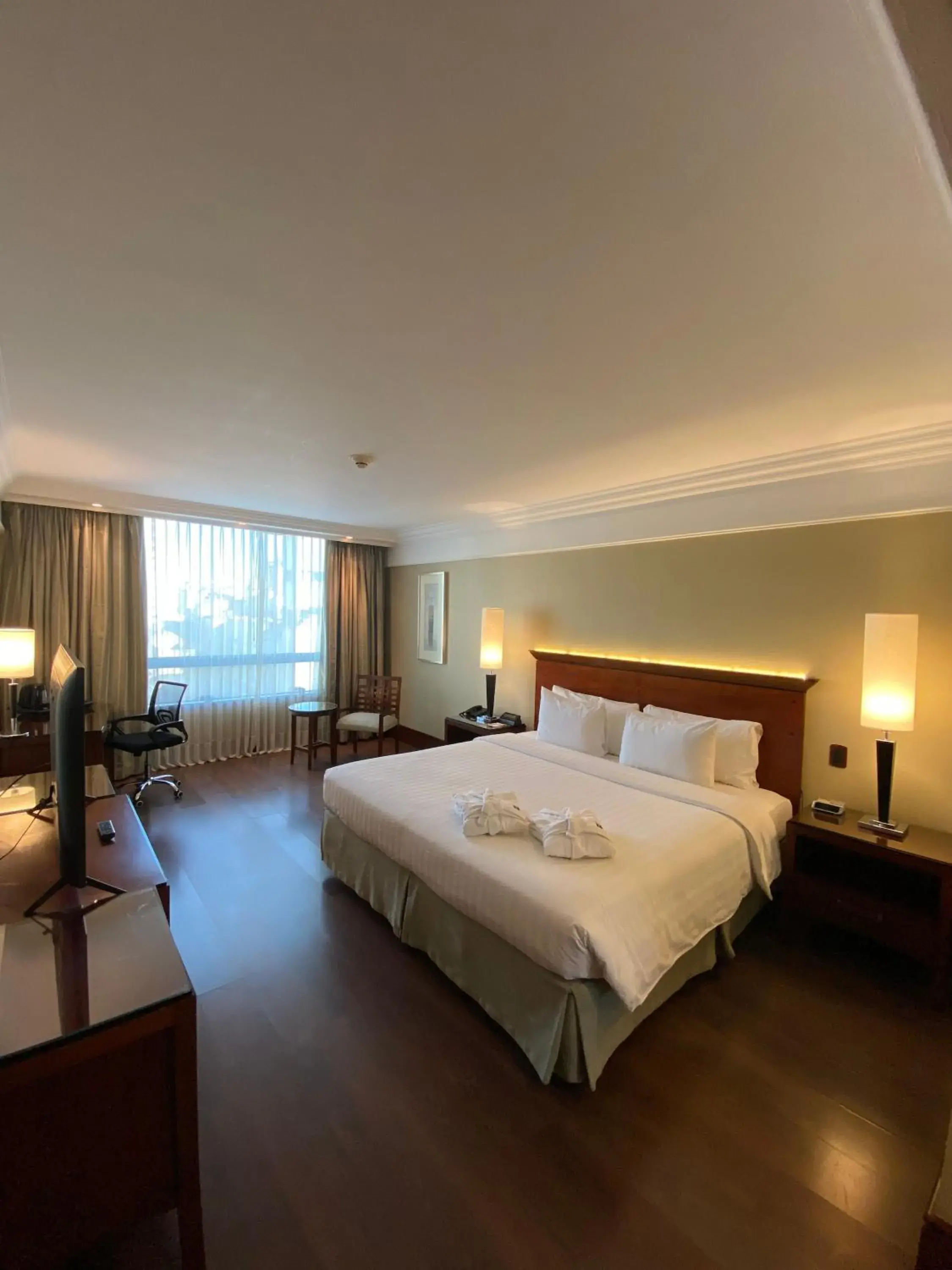 Deluxe Double Room in Regal Pacific Puerto Madero Deluxe Double Room in Regal Pacific Puerto Madero