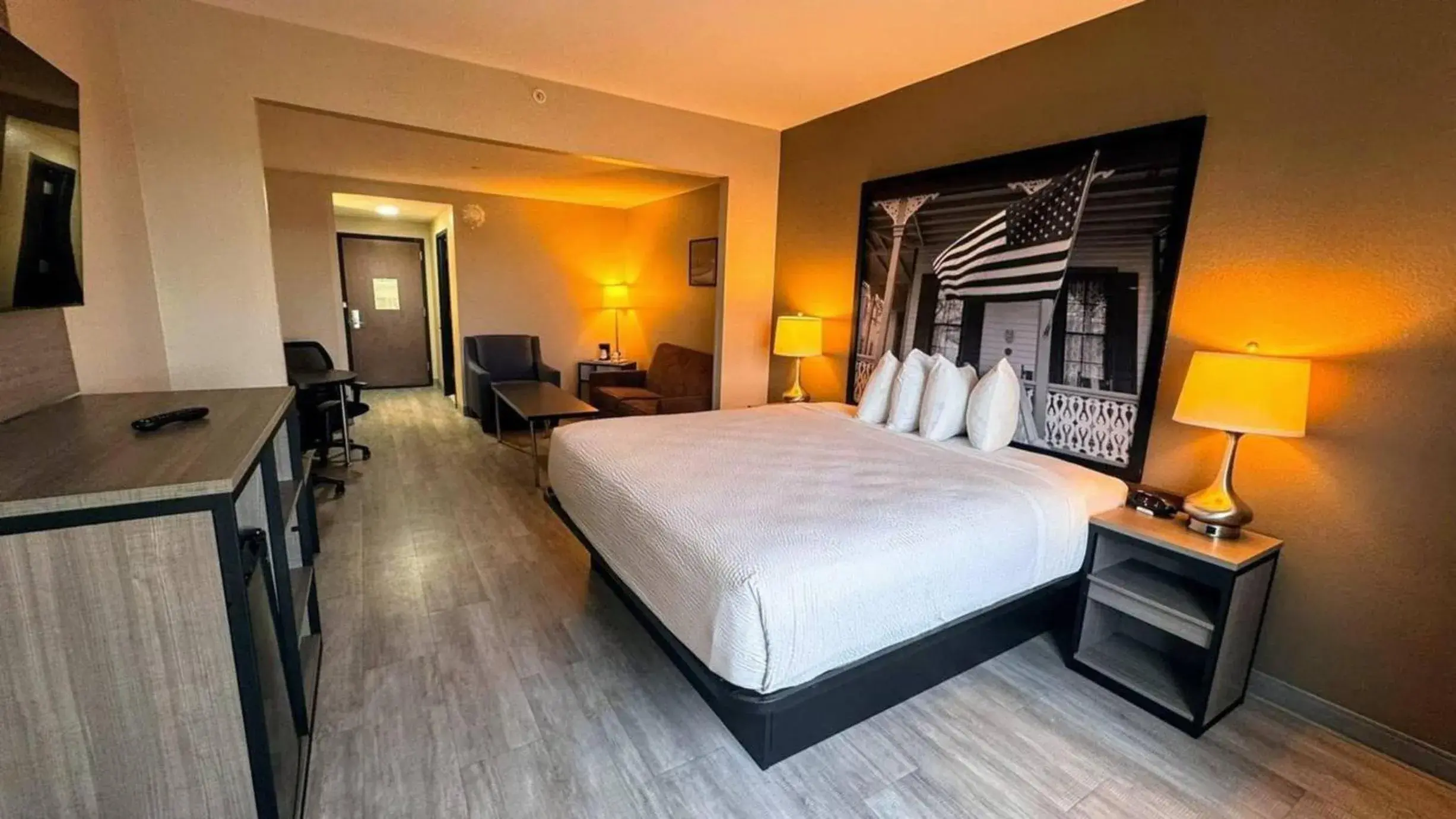 King Suite in Super 8 by Wyndham Pennsville/Wilmington King Suite in Super 8 by Wyndham Pennsville/Wilmington