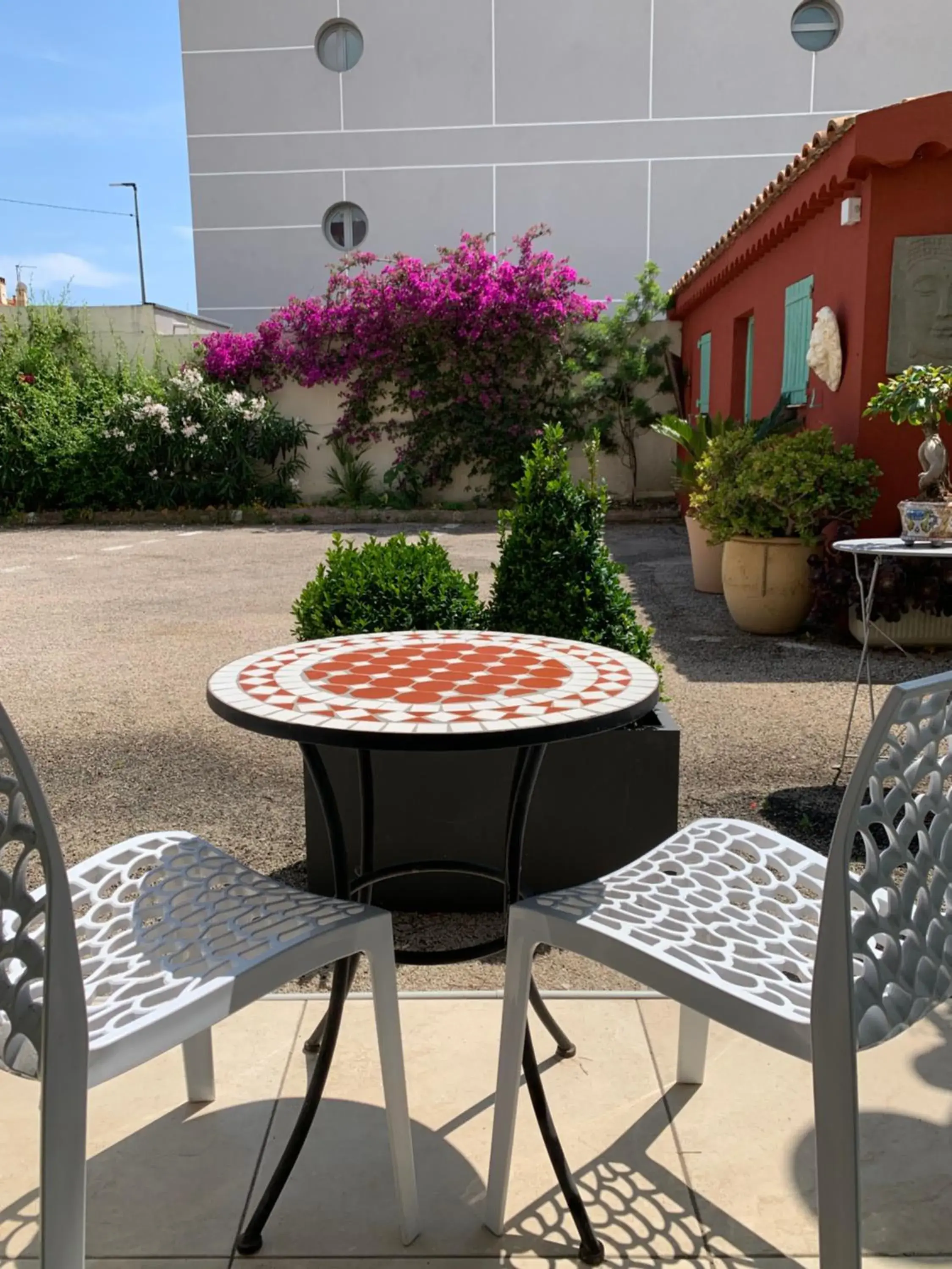 Double Room with Terrace in Hôtel La Villa des Oliviers Double Room with Terrace in Hôtel La Villa des Oliviers