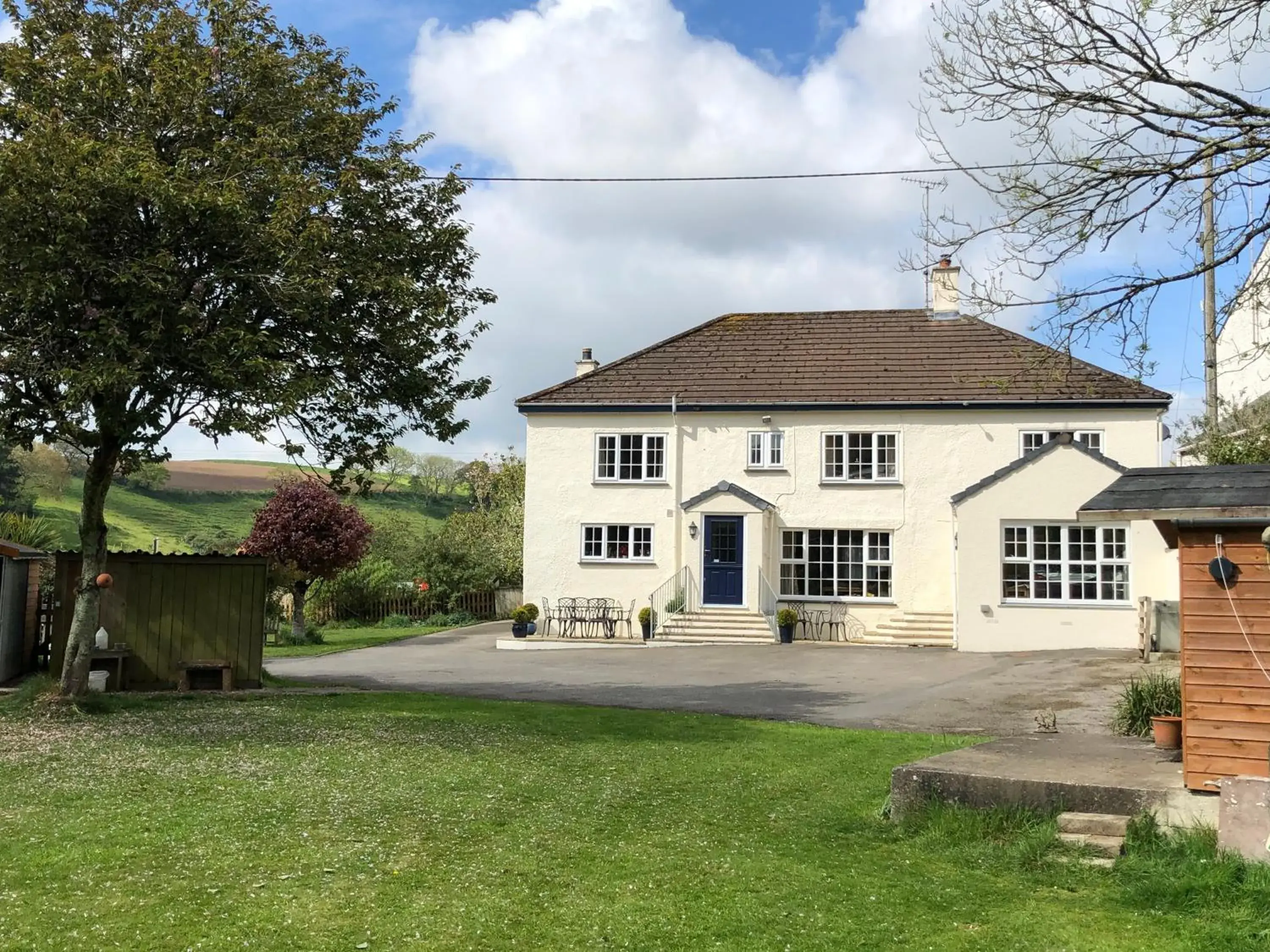 Lynwood House Bed and Breakfast Lynwood House Bed and Breakfast