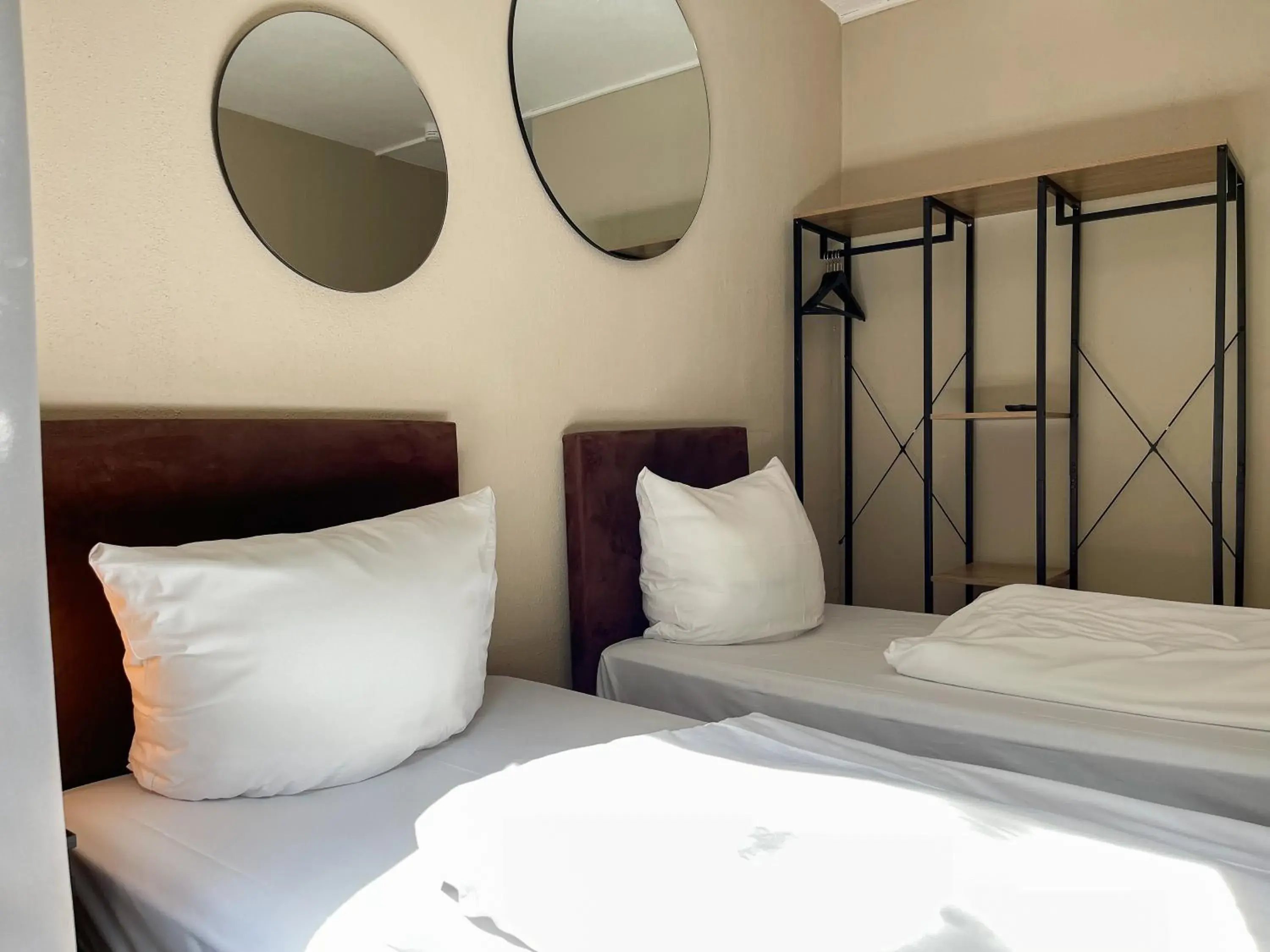 Twin Room in Hotel Sendlinger Tor Twin Room in Hotel Sendlinger Tor