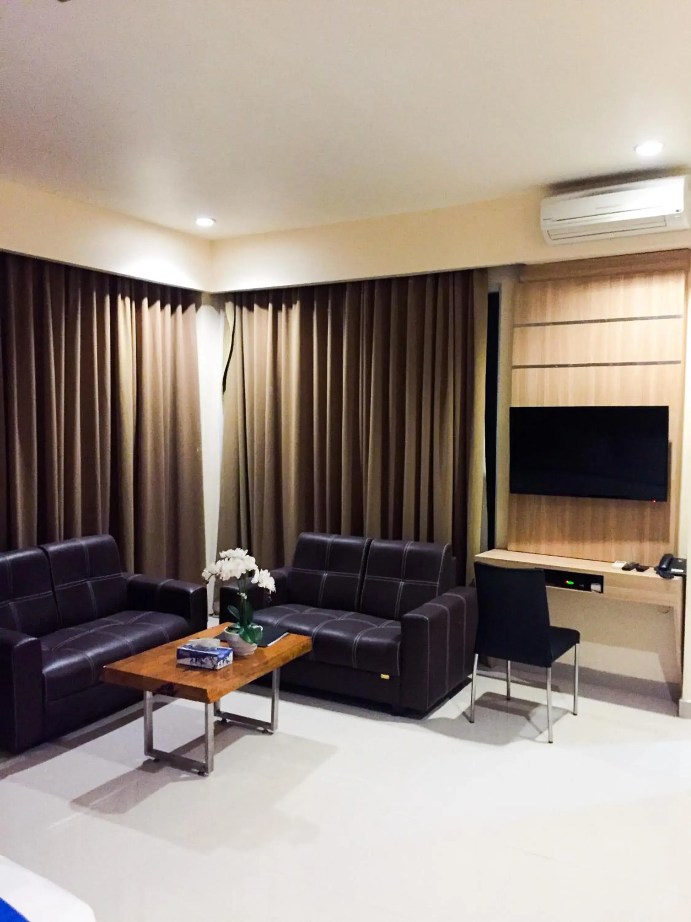 Junior Suite with Ocean View in Padadita Beach Hotel Junior Suite with Ocean View in Padadita Beach Hotel