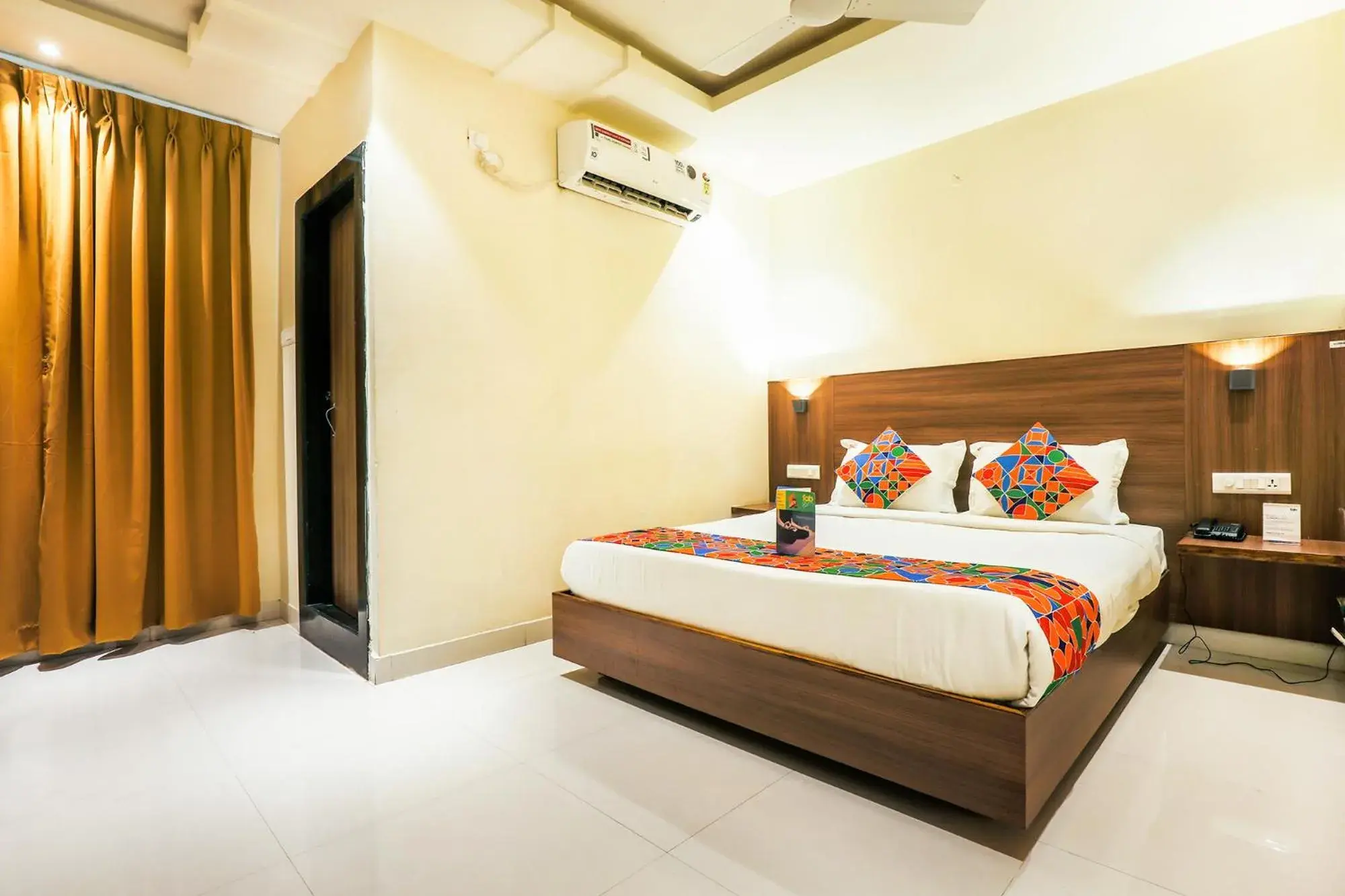 Suite - single occupancy in FabHotel RR Grand - Next to Trendset Mall Suite - single occupancy in FabHotel RR Grand - Next to Trendset Mall