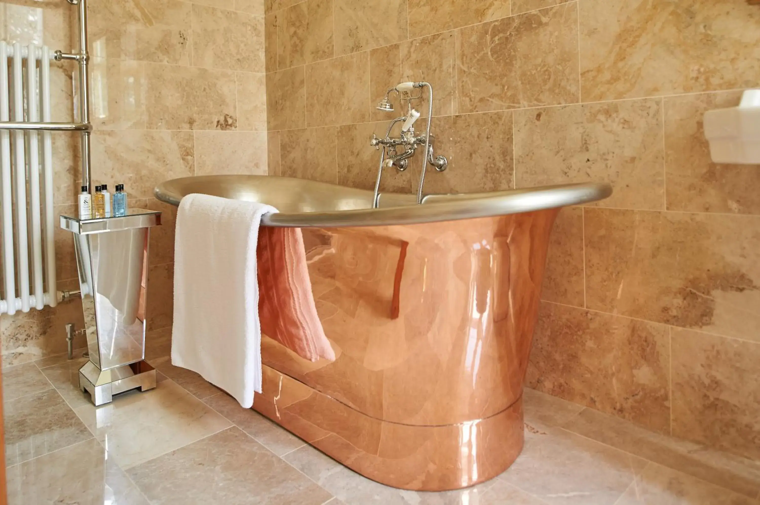 Superior Suite in Palé Hall Superior Suite in Palé Hall