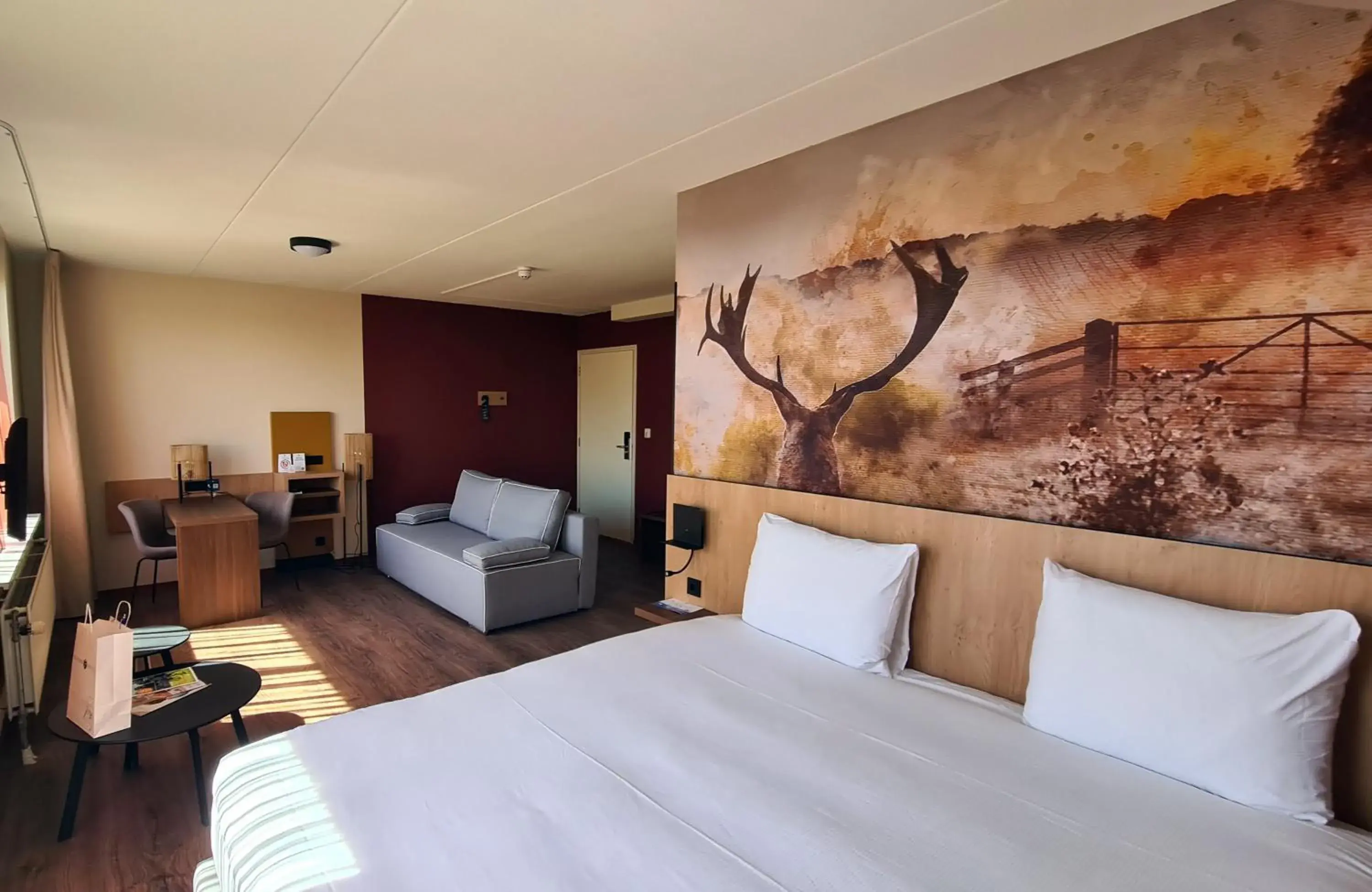 Comfort Double Room with Dune View in Fletcher Duinhotel Hotel Burgh Haamstede Comfort Double Room with Dune View in Fletcher Duinhotel Hotel Burgh Haamstede