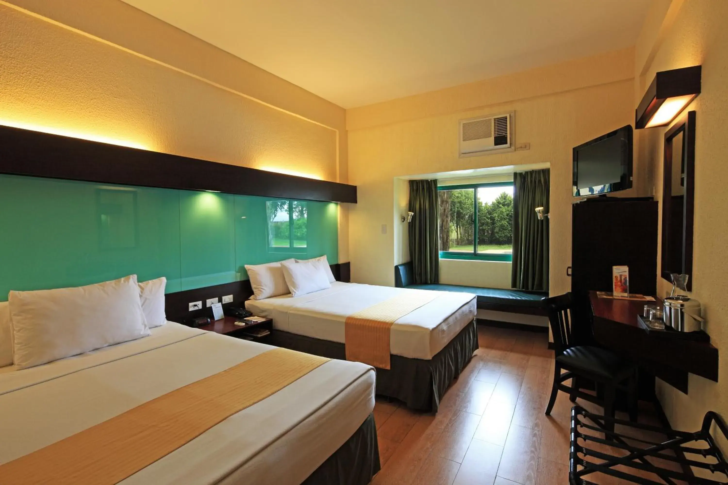 Queen Room with Two Queen Beds - single occupancy - Non-Smoking in Microtel by Wyndham Cabanatuan Queen Room with Two Queen Beds - single occupancy - Non-Smoking in Microtel by Wyndham Cabanatuan