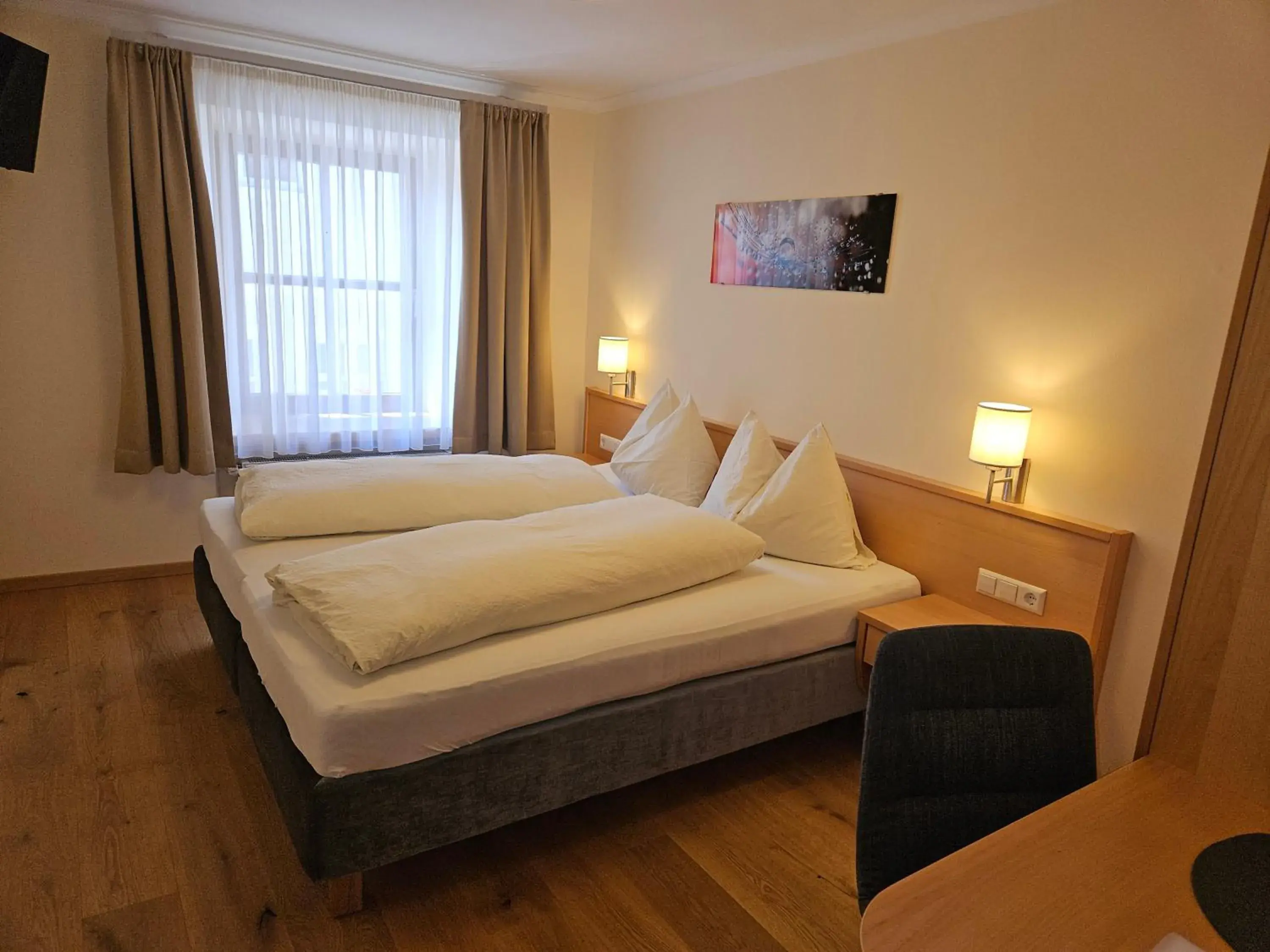 Double Room - single occupancy in Gasthof - Restaurant Löcker Double Room - single occupancy in Gasthof - Restaurant Löcker