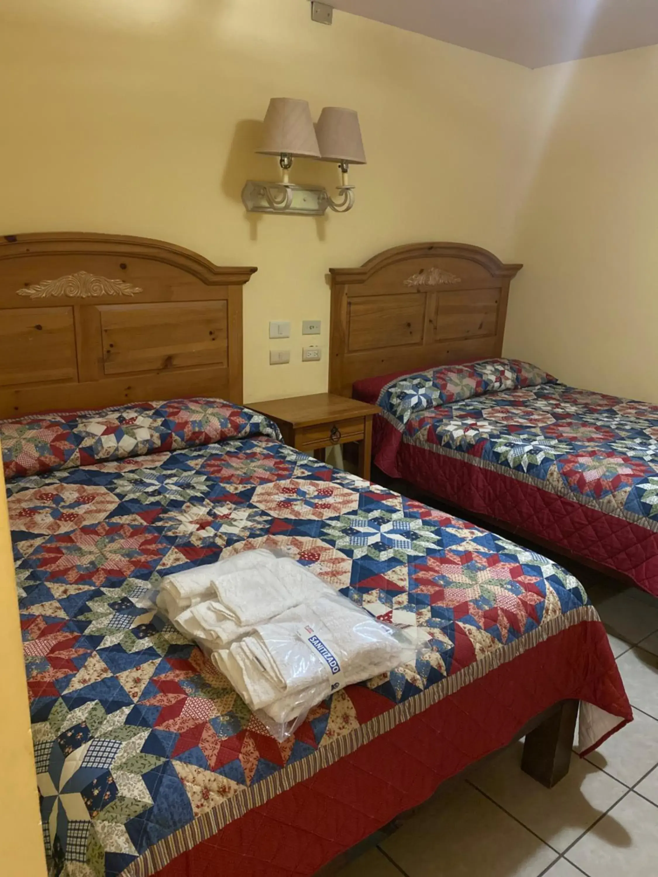 Bed in El Ejecutivo Aparthotel Bed in El Ejecutivo Aparthotel