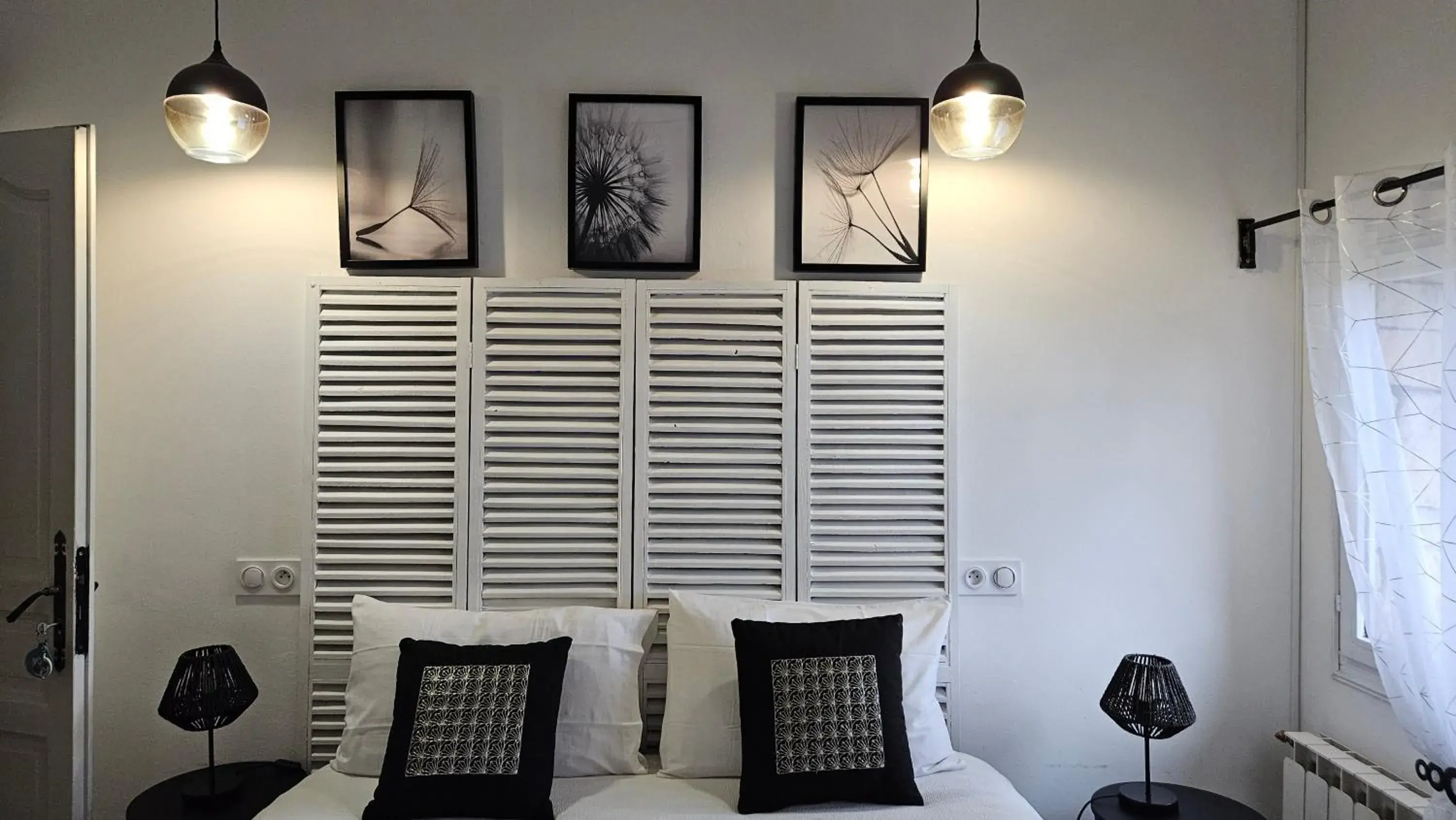 Double Room with Garden View in Mas au Cœur de La Provence & SPA Double Room with Garden View in Mas au Cœur de La Provence & SPA