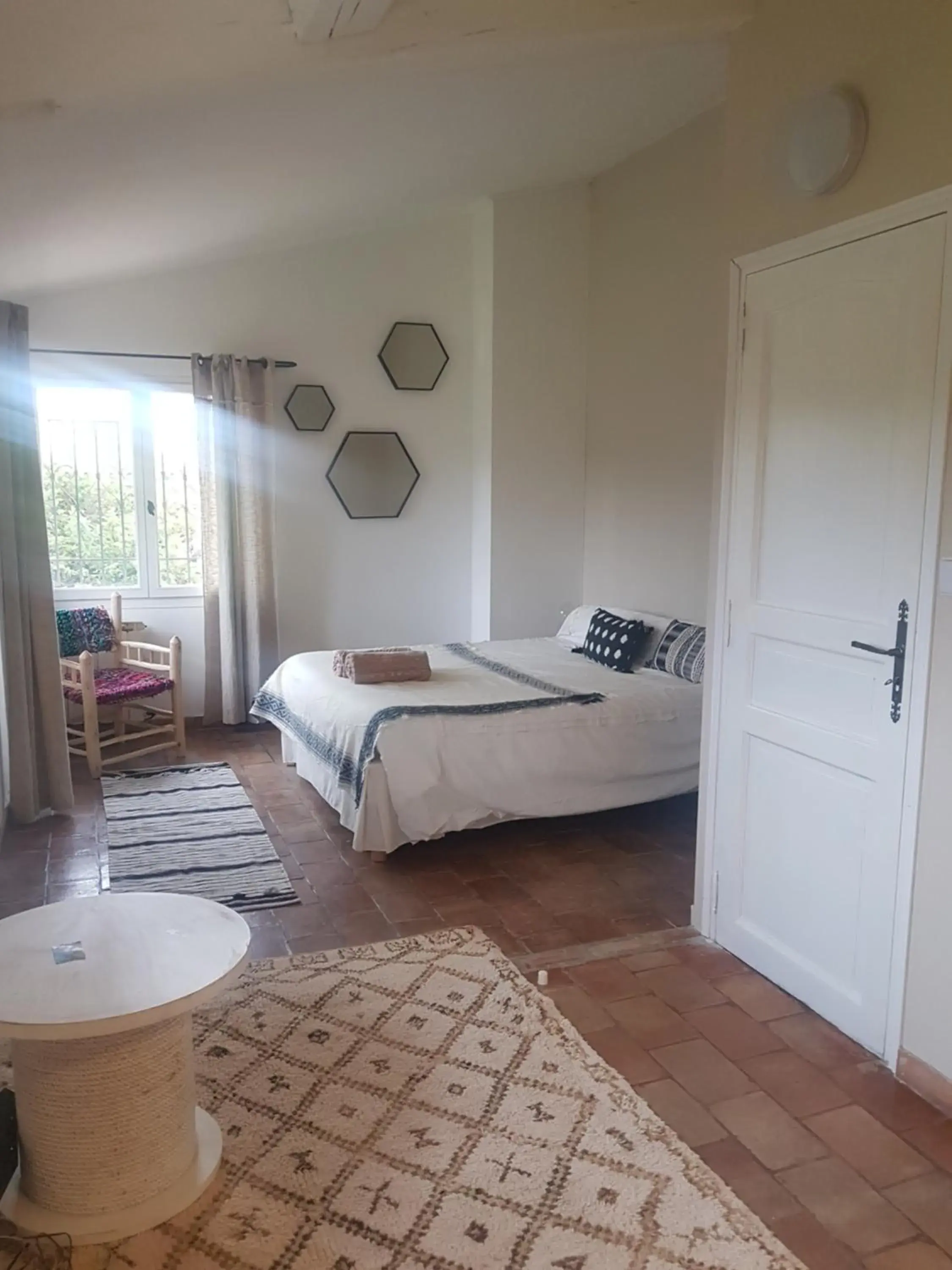 Double Room with Pool View in Mas au Cœur de La Provence & SPA Double Room with Pool View in Mas au Cœur de La Provence & SPA