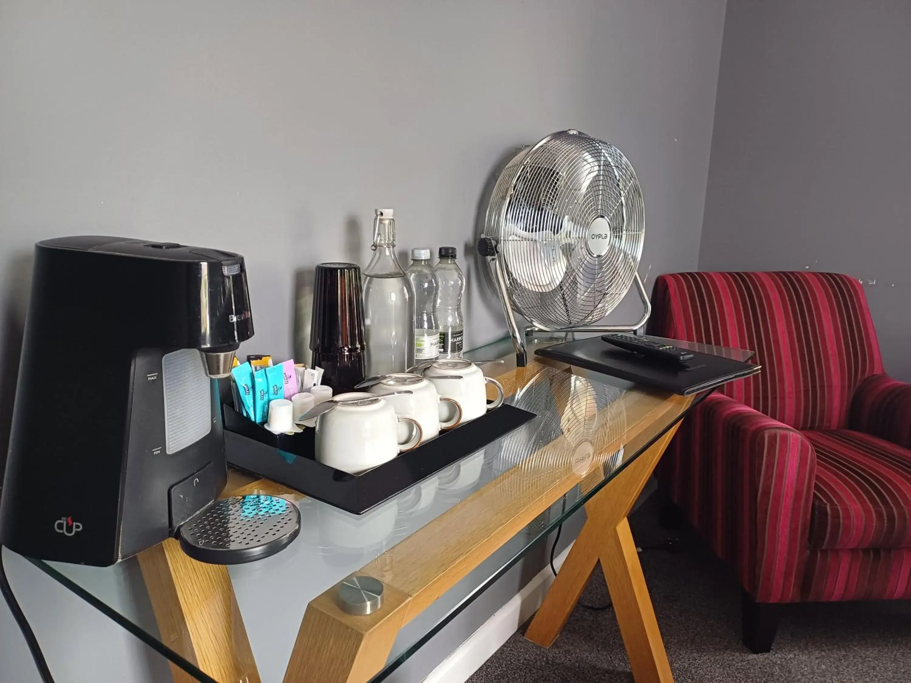 Standard Twin Room in The Barge Inn Standard Twin Room in The Barge Inn