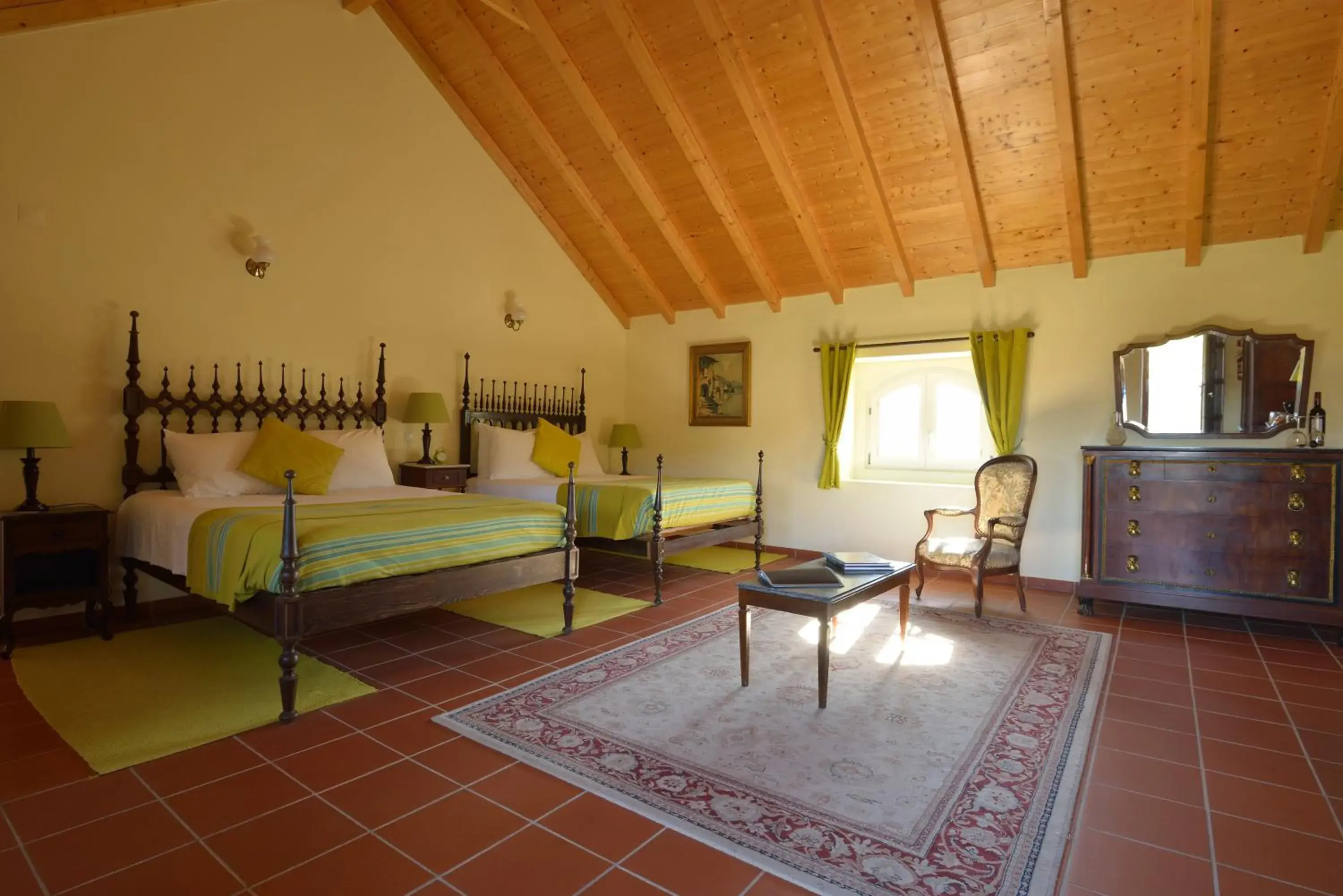 First Floor Two-Bedroom Suite in Quinta Do Scoto First Floor Two-Bedroom Suite in Quinta Do Scoto