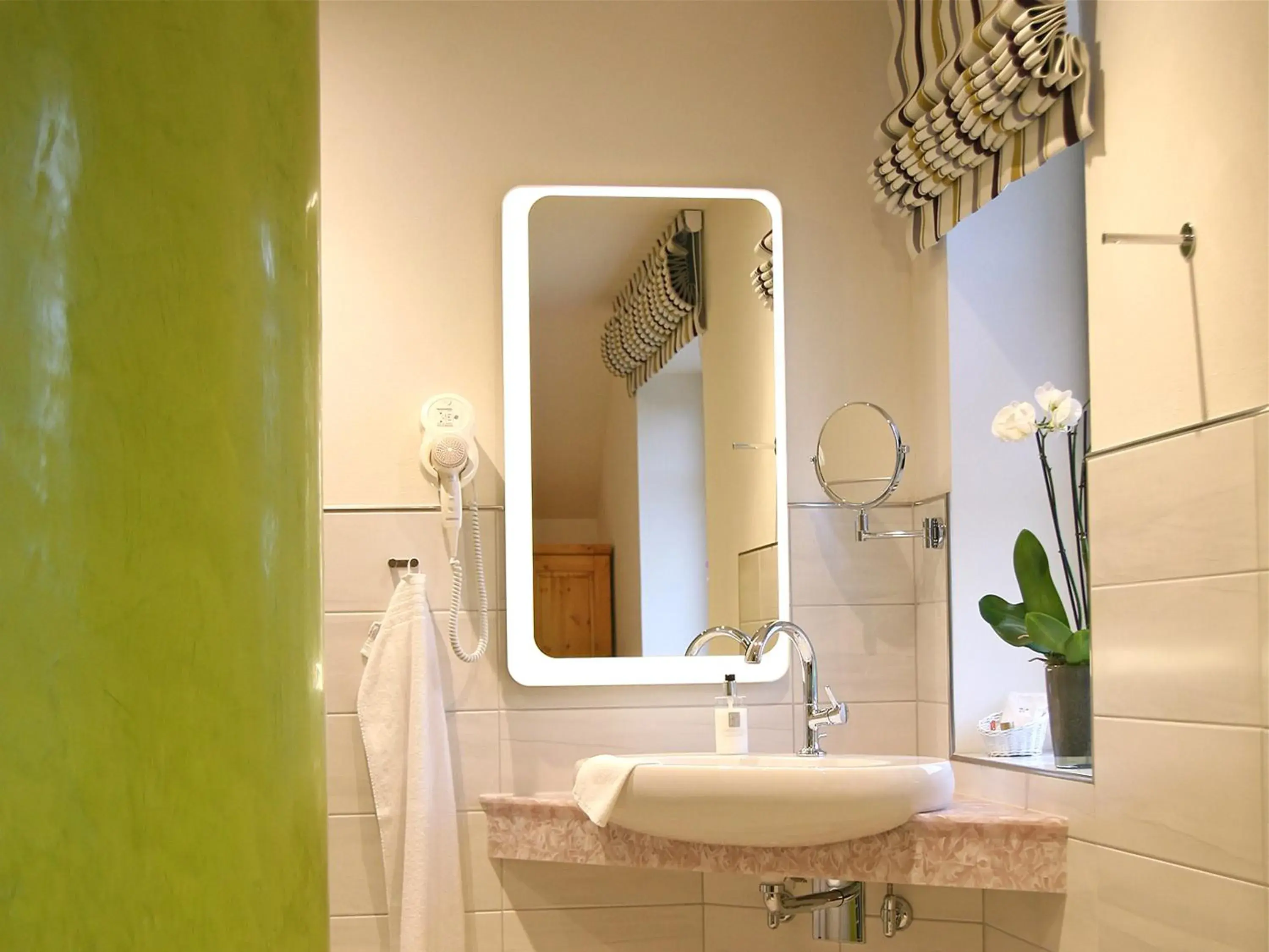 Deluxe Single Room in Hotel Am Steendamm Deluxe Single Room in Hotel Am Steendamm