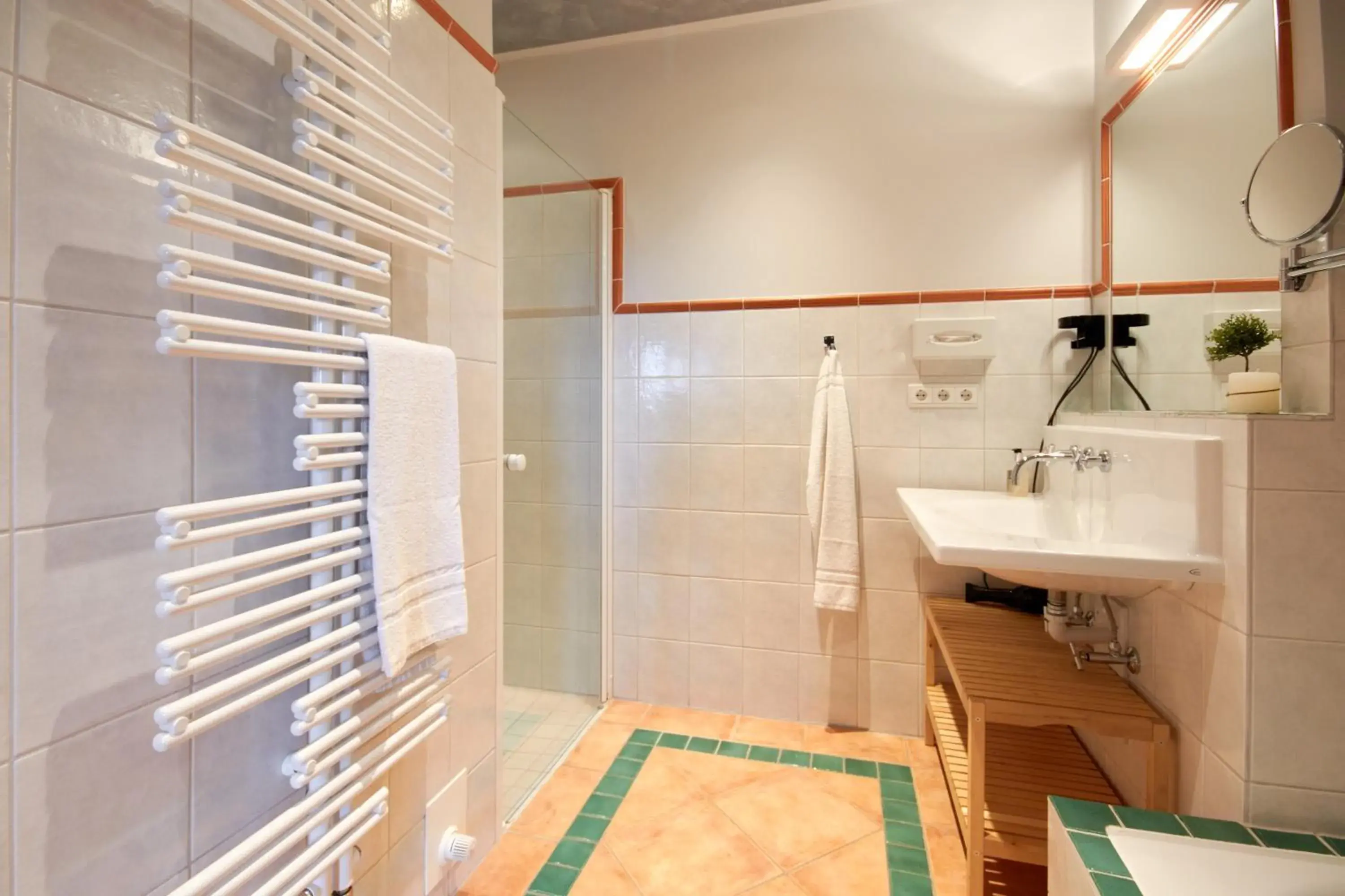 Suite with Garden View - single occupancy in Hotel Am Steendamm Suite with Garden View - single occupancy in Hotel Am Steendamm