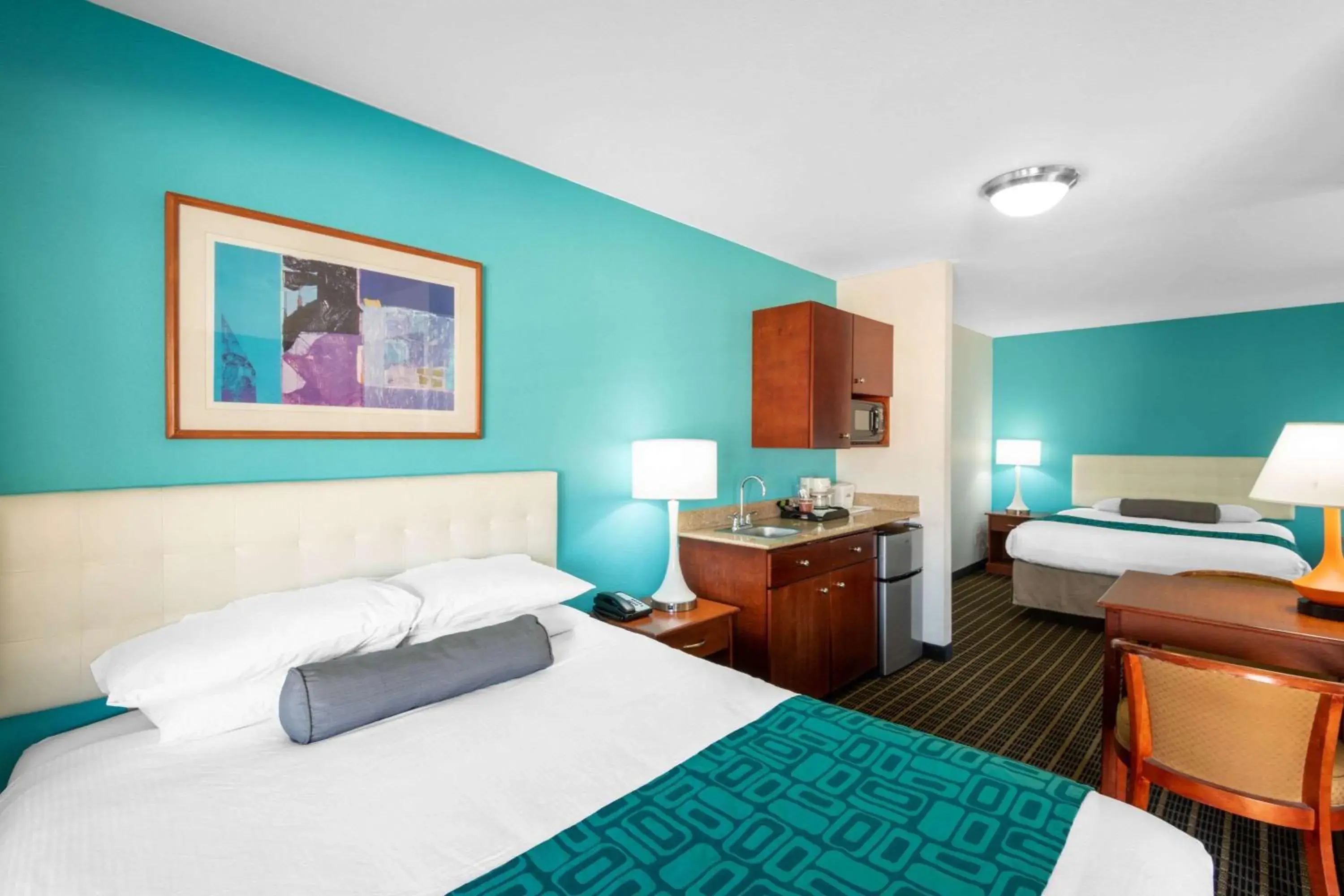 Studio Suite with 2 Queen Beds, Non-Smoking in Howard Johnson by Wyndham St. George Hotel & Suites Studio Suite with 2 Queen Beds, Non-Smoking in Howard Johnson by Wyndham St. George Hotel & Suites
