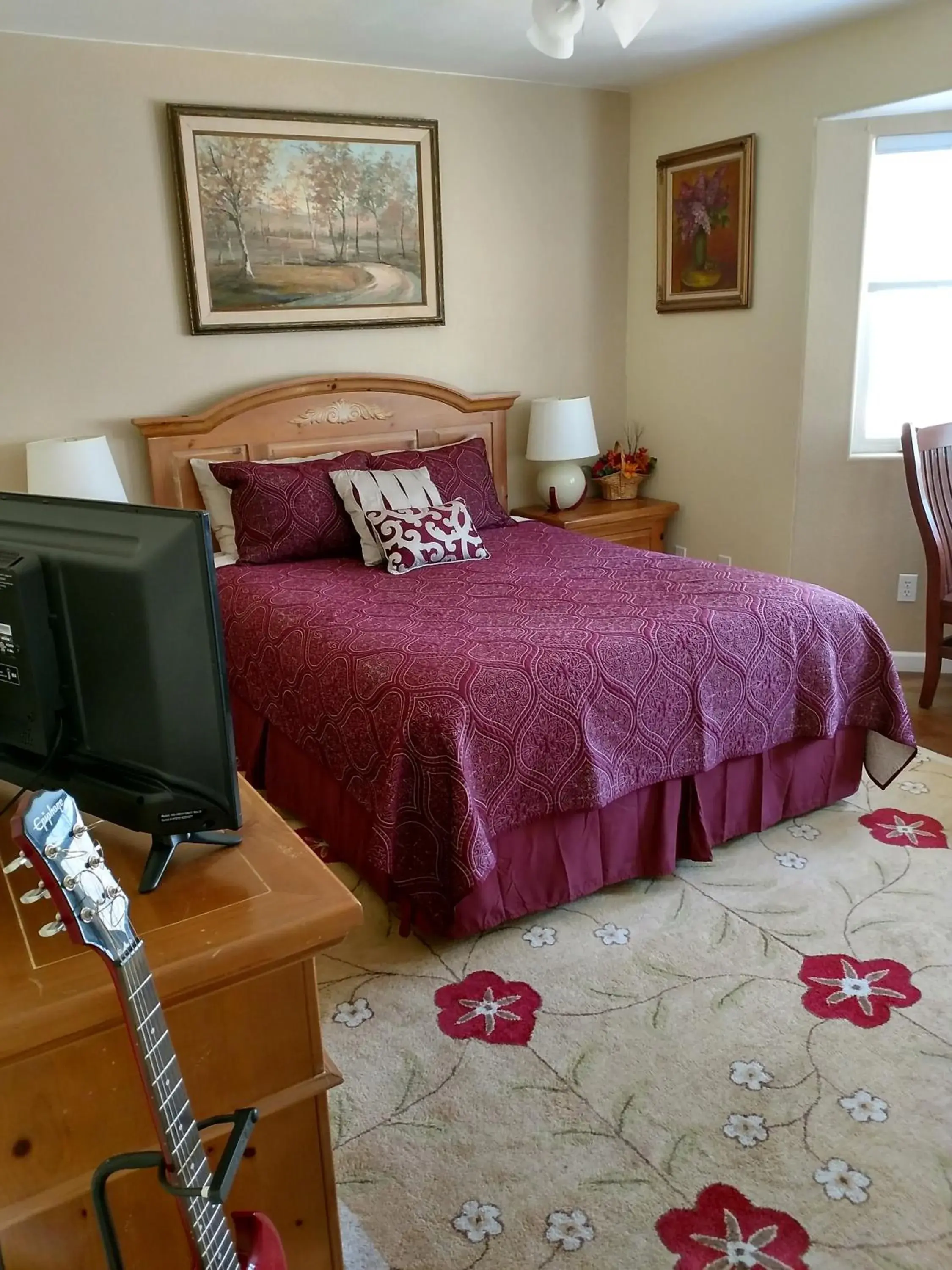 Double Room with Shared Bathroom in Engvadonia Yosemite B and B Double Room with Shared Bathroom in Engvadonia Yosemite B and B