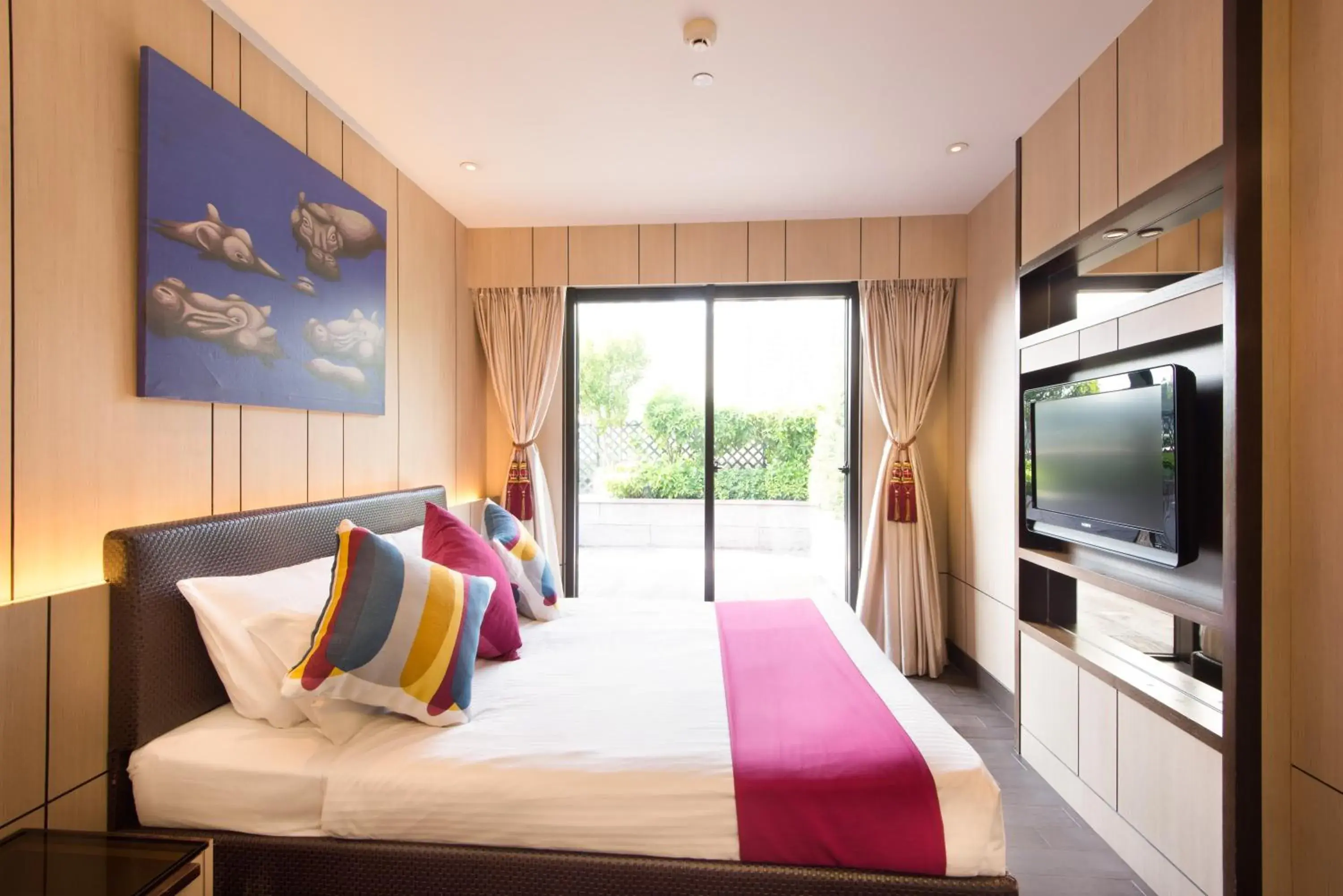 Deluxe Double Room in Noah’s Ark Hotel & Resort Deluxe Double Room in Noah’s Ark Hotel & Resort