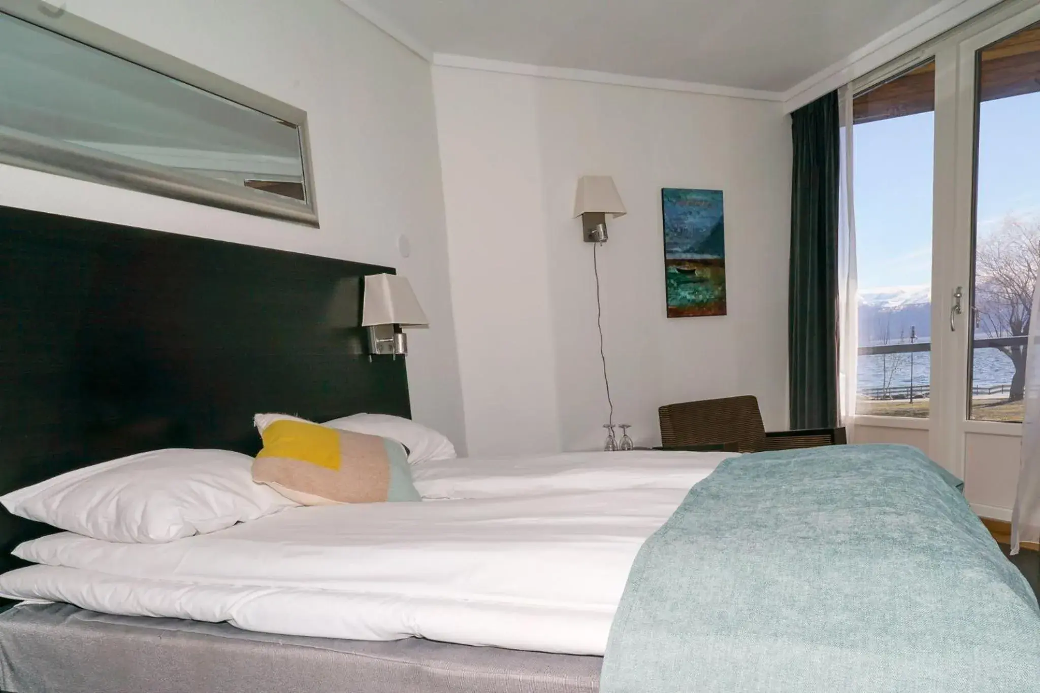 Standard Double or Twin Room with Garden View in Hardangerfjord Hotel Standard Double or Twin Room with Garden View in Hardangerfjord Hotel