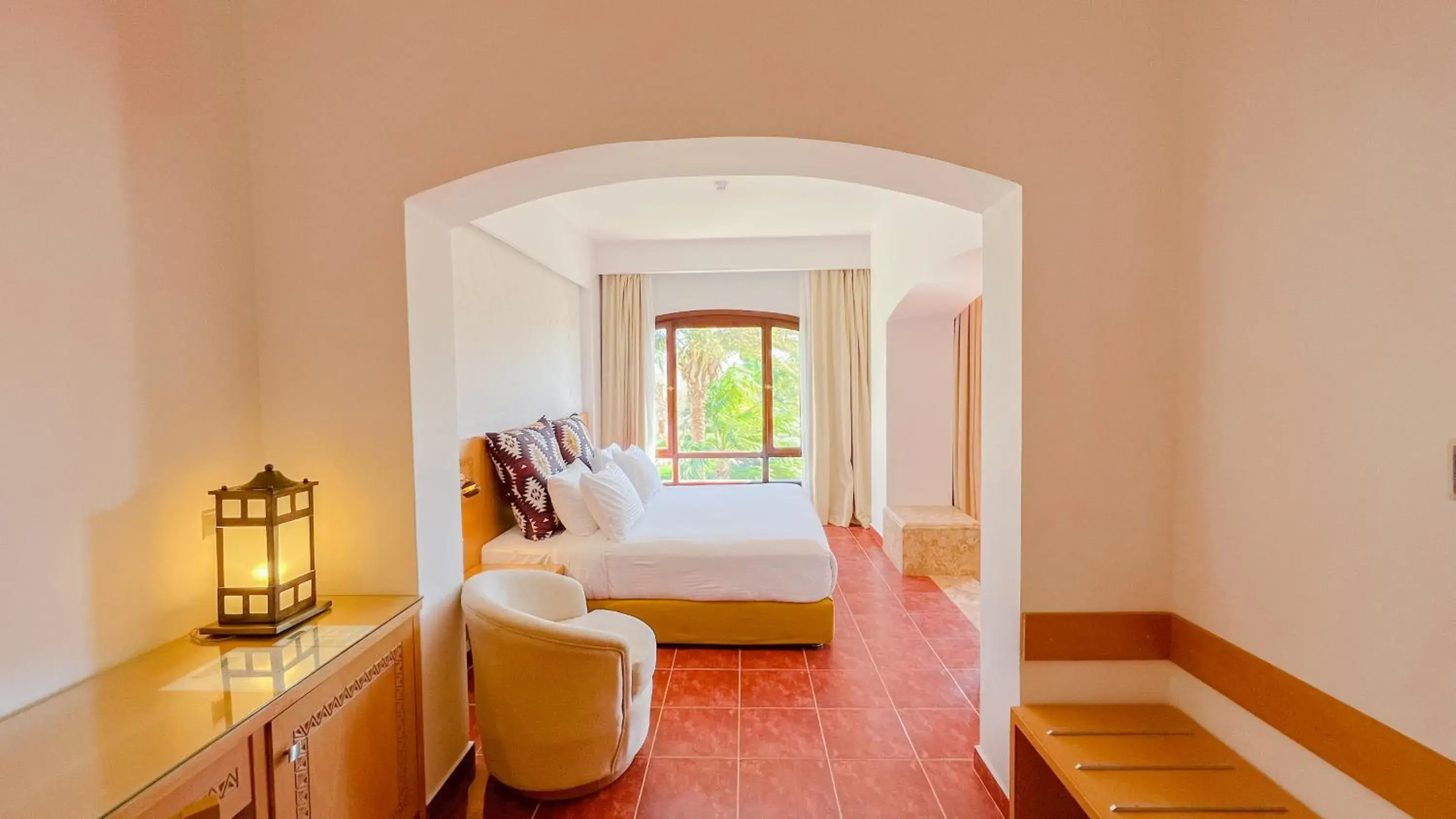 Superior Double or Twin Room with Sea View in Tamra Beach Resort Superior Double or Twin Room with Sea View in Tamra Beach Resort