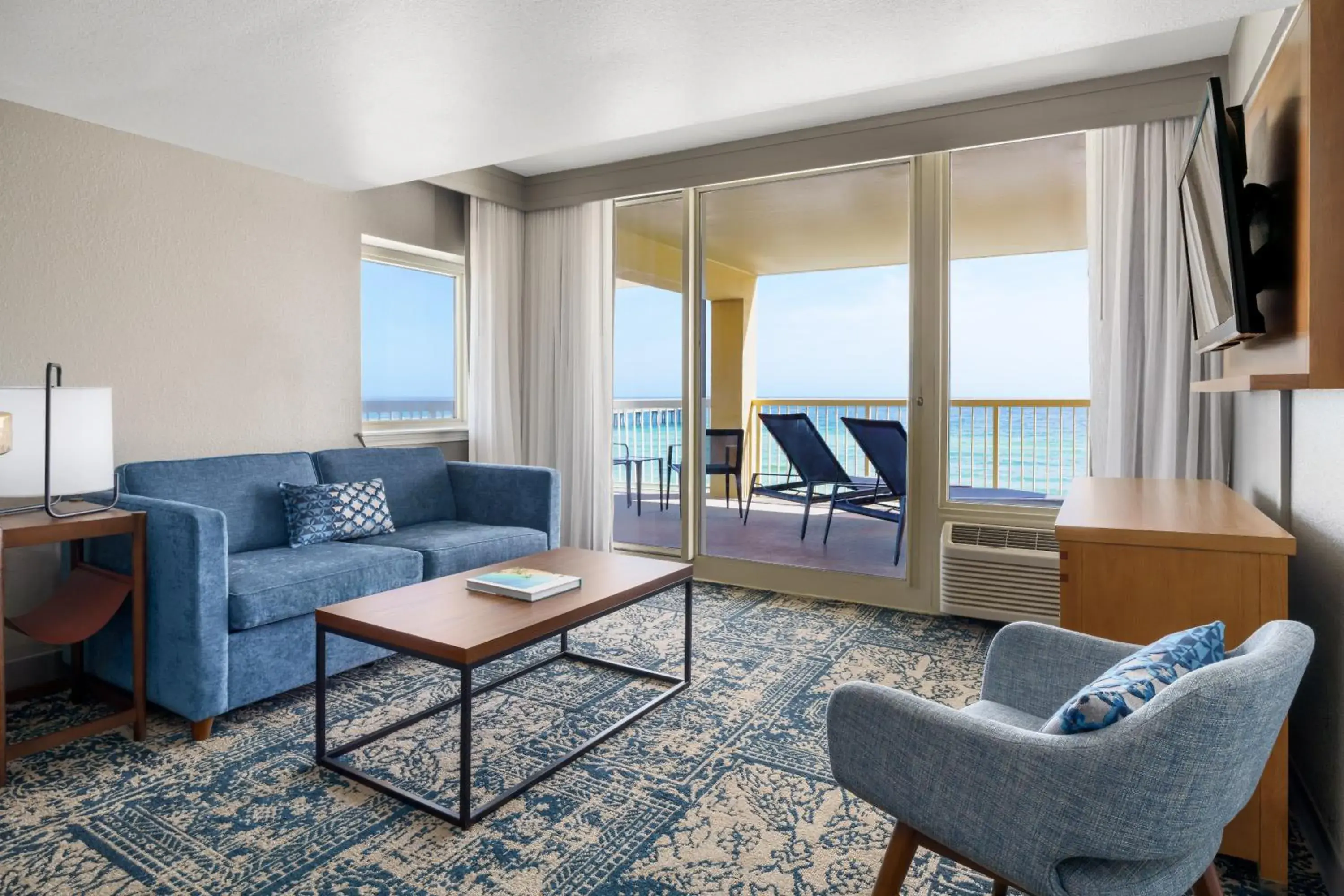 Suite with Two Queen Beds, Balcony and Gulf View in Four Points by Sheraton Destin - Fort Walton Beach Suite with Two Queen Beds, Balcony and Gulf View in Four Points by Sheraton Destin - Fort Walton Beach