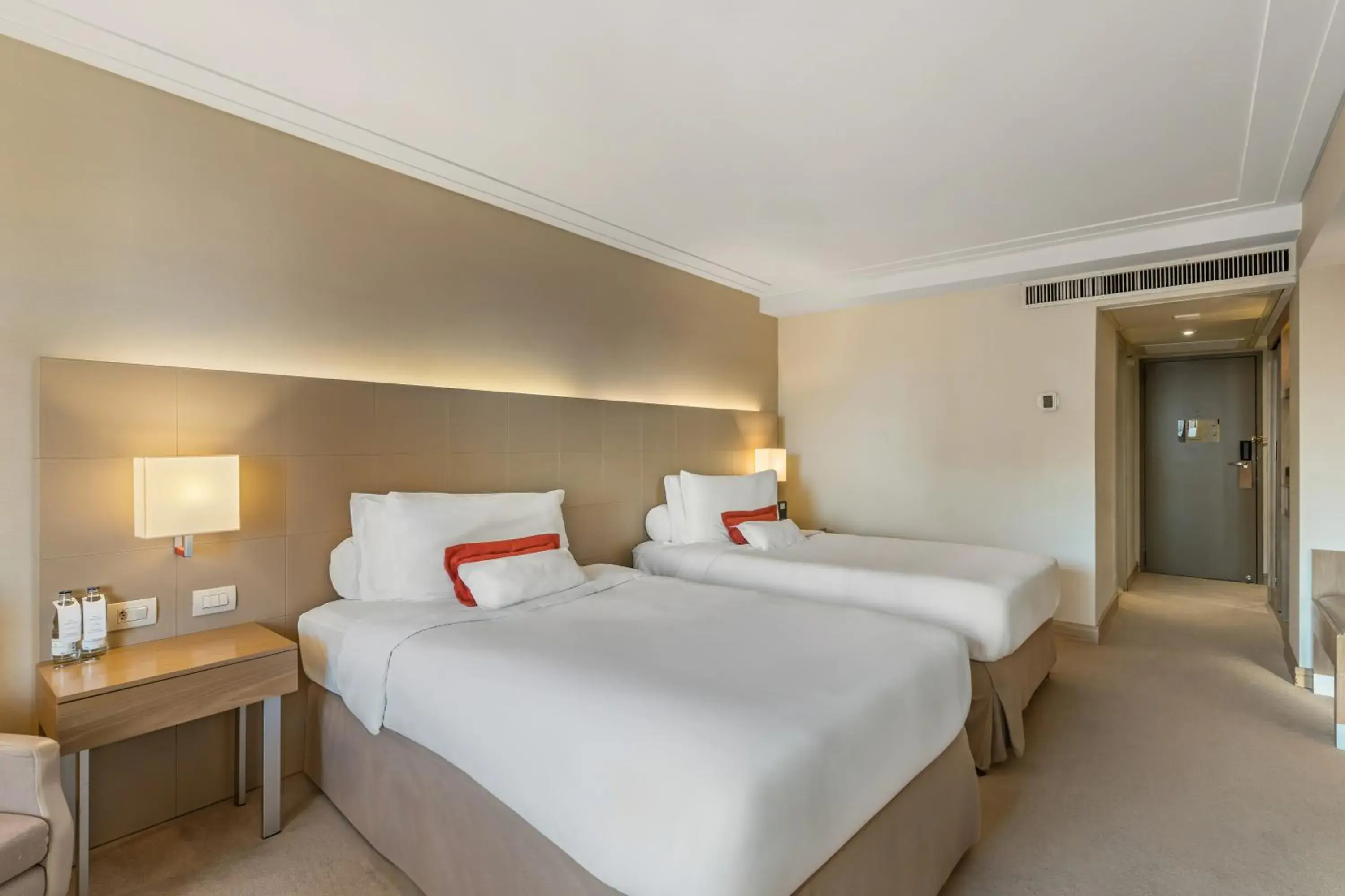 Classic Twin Room - single occupancy in InterContinental São Paulo by IHG Classic Twin Room - single occupancy in InterContinental São Paulo by IHG