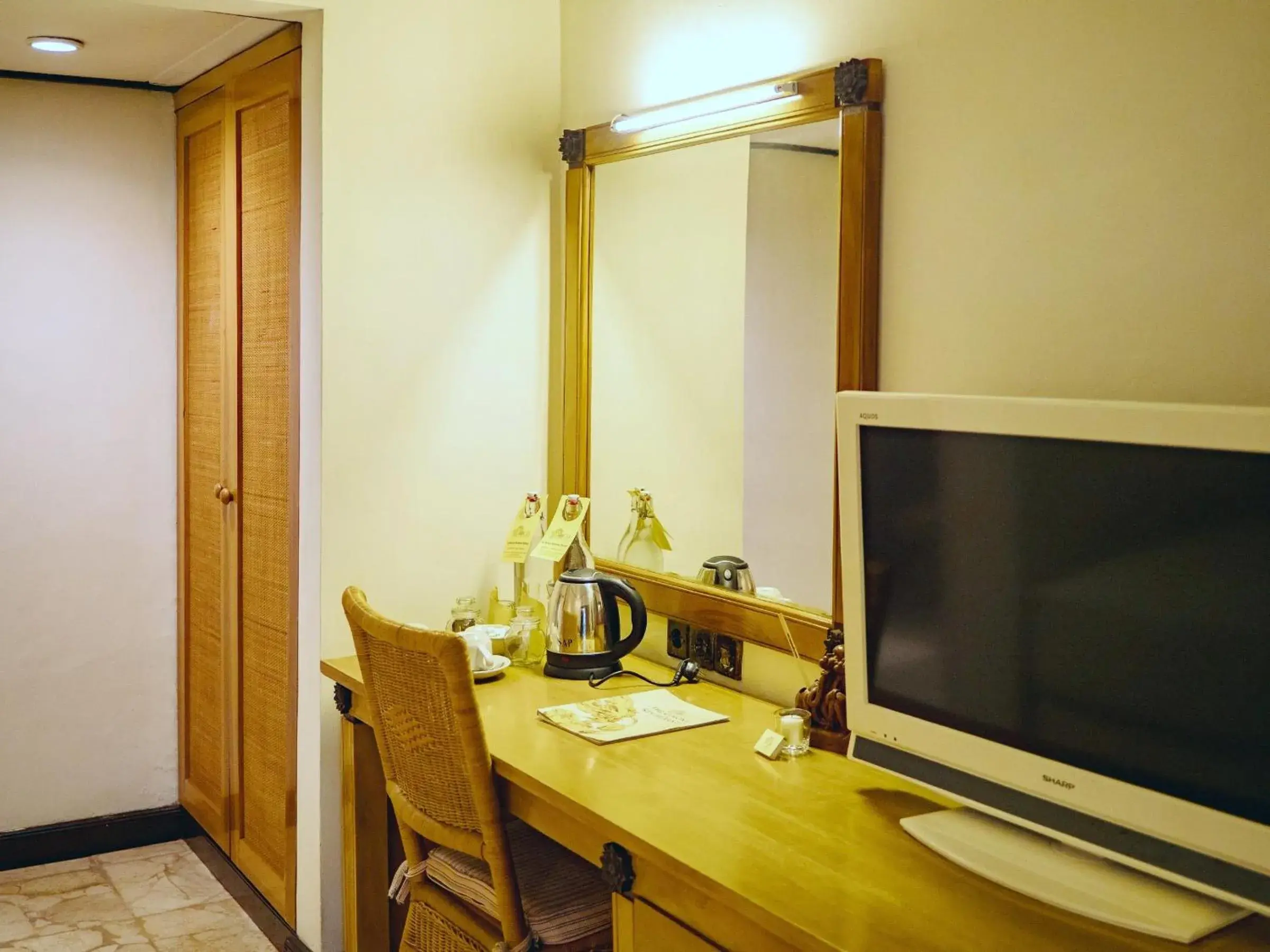 Deluxe Executive in Hotel Tugu Blitar Deluxe Executive in Hotel Tugu Blitar