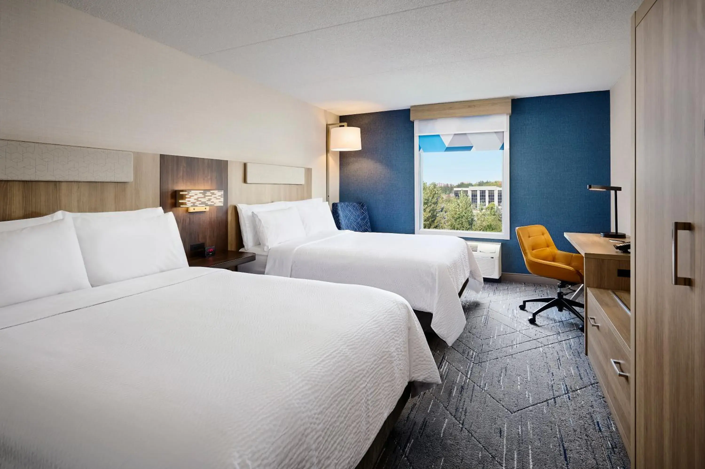 Queen Room with Two Queen Beds - Hearing Accessible/Non-Smoking in Holiday Inn Express & Suites Kitchener Southeast by IHG Queen Room with Two Queen Beds - Hearing Accessible/Non-Smoking in Holiday Inn Express & Suites Kitchener Southeast by IHG