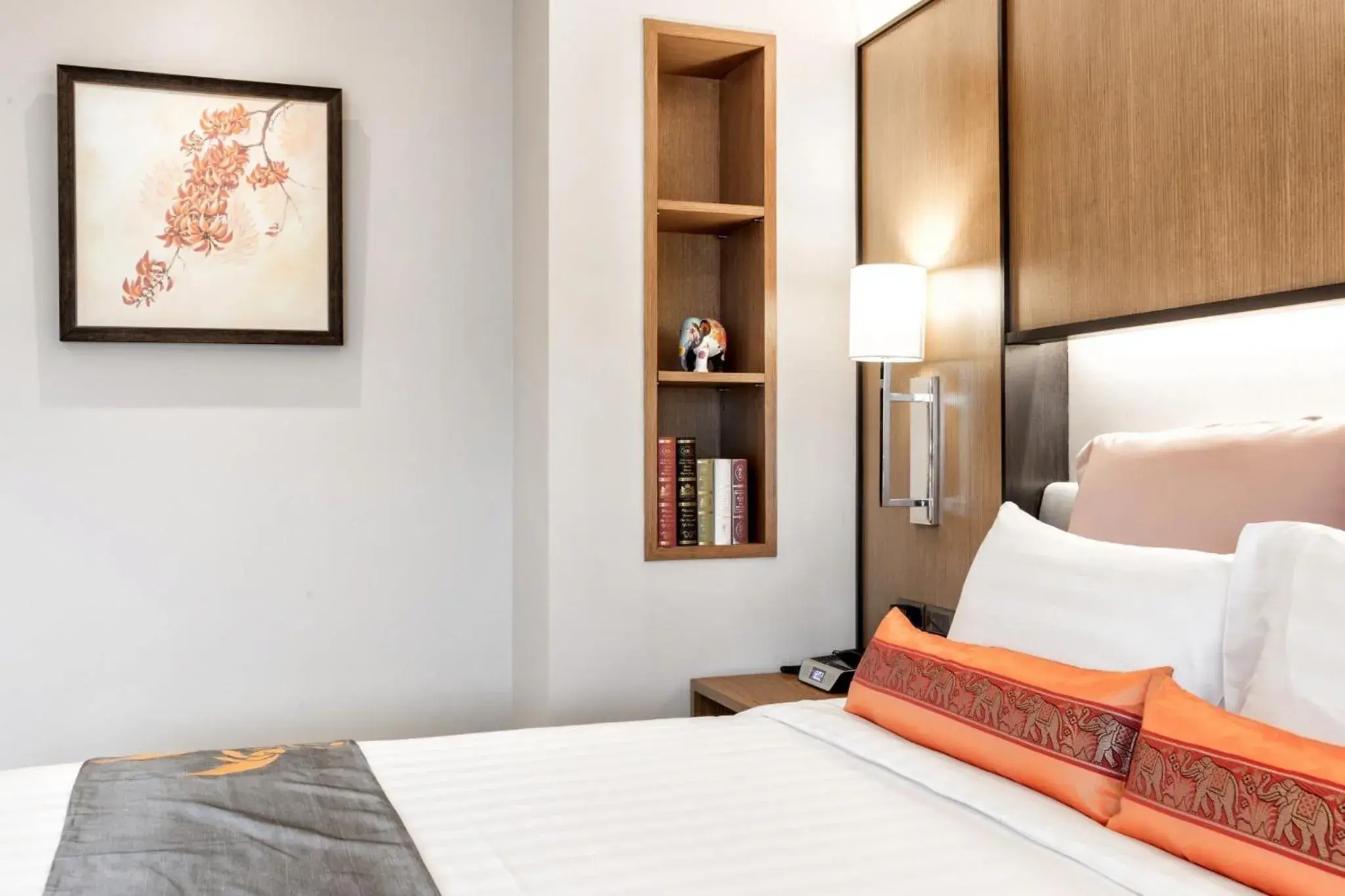 Deluxe King with Balcony in Jomkitti Boutique Hotel Deluxe King with Balcony in Jomkitti Boutique Hotel