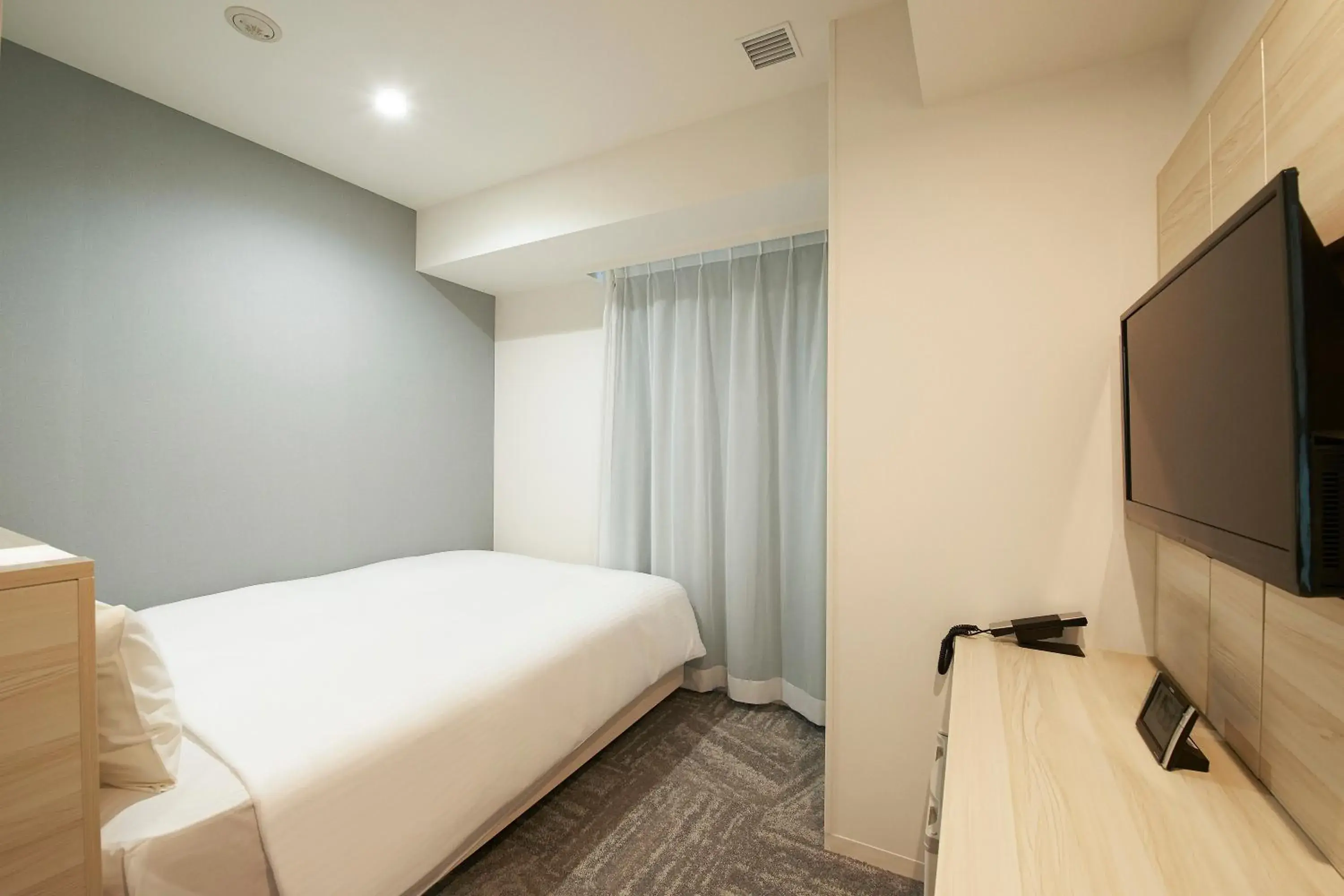 Corner Double Room - Non-Smoking in Sotetsu Fresa Inn Ueno-Okachimachi Corner Double Room - Non-Smoking in Sotetsu Fresa Inn Ueno-Okachimachi