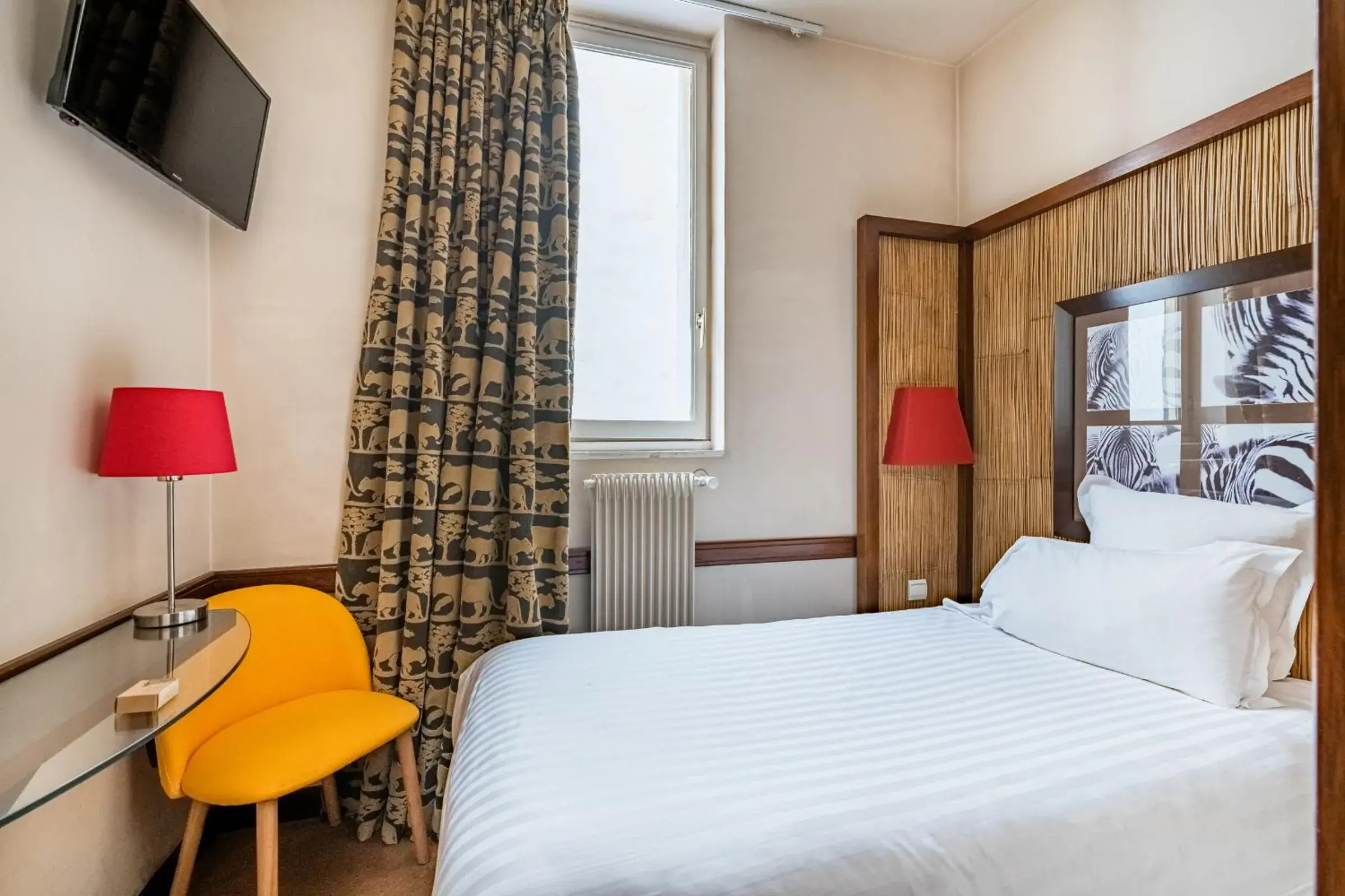 Small Single Room in Globe Et Cecil Small Single Room in Globe Et Cecil