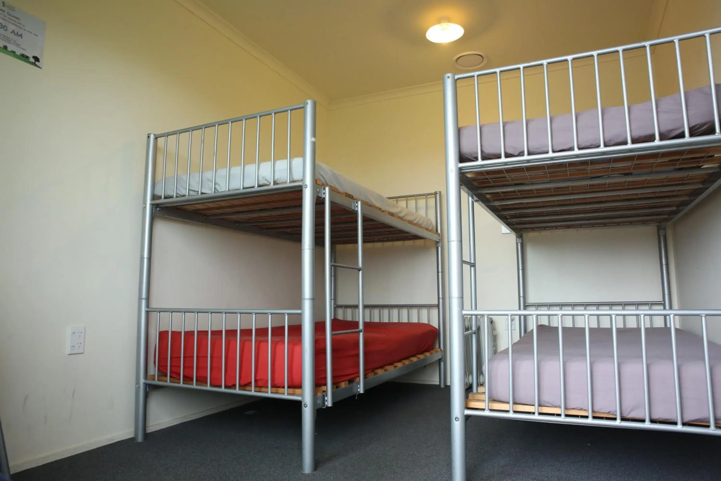 Quadruple Room with Shared Bathroom - single occupancy in Central City Camping Park Quadruple Room with Shared Bathroom - single occupancy in Central City Camping Park