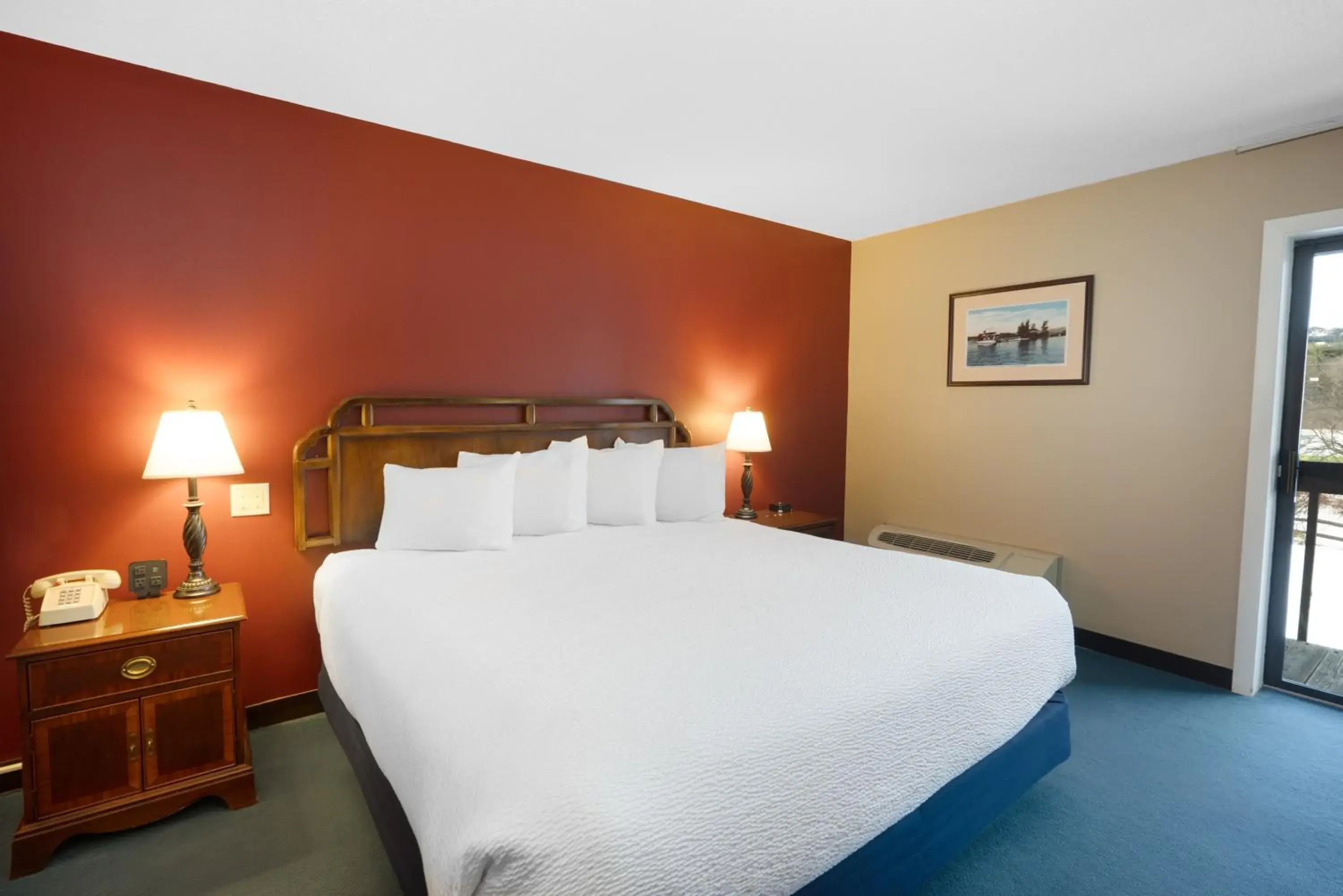 2nd Floor Family King Bed W/ Adjoining Room - single occupancy in Fireside Inn & Suites Gilford 2nd Floor Family King Bed W/ Adjoining Room - single occupancy in Fireside Inn & Suites Gilford