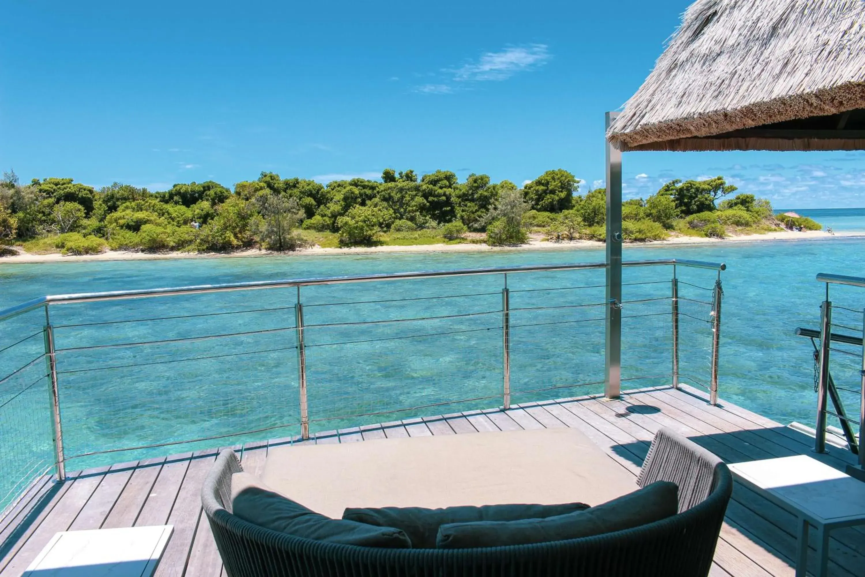King Overwater Bungalow in DoubleTree by Hilton Noumea Ilot Maitre Resort King Overwater Bungalow in DoubleTree by Hilton Noumea Ilot Maitre Resort