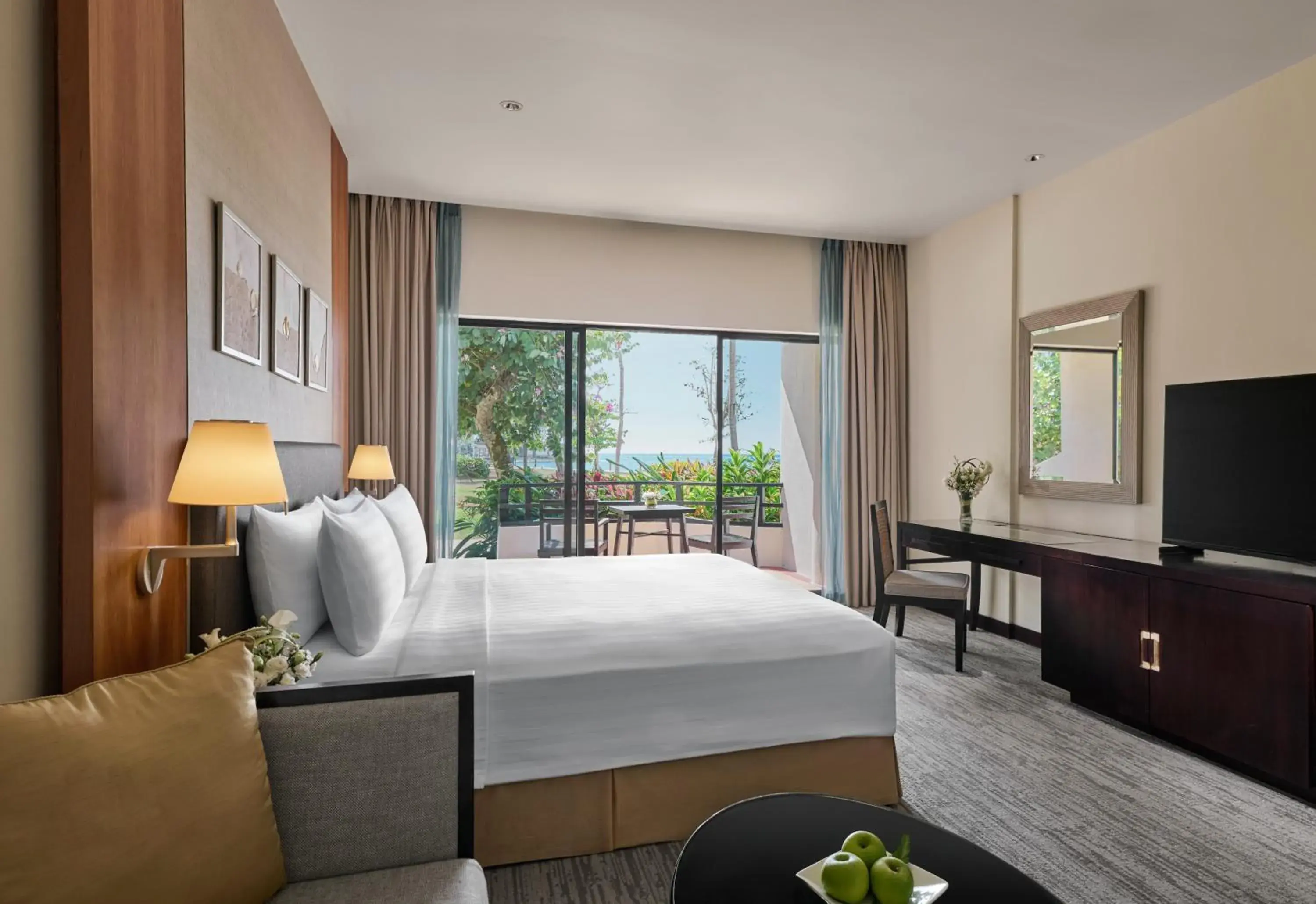 Kinabalu Sea View Terrace King in Shangri-La Tanjung Aru, Kota Kinabalu Kinabalu Sea View Terrace King in Shangri-La Tanjung Aru, Kota Kinabalu