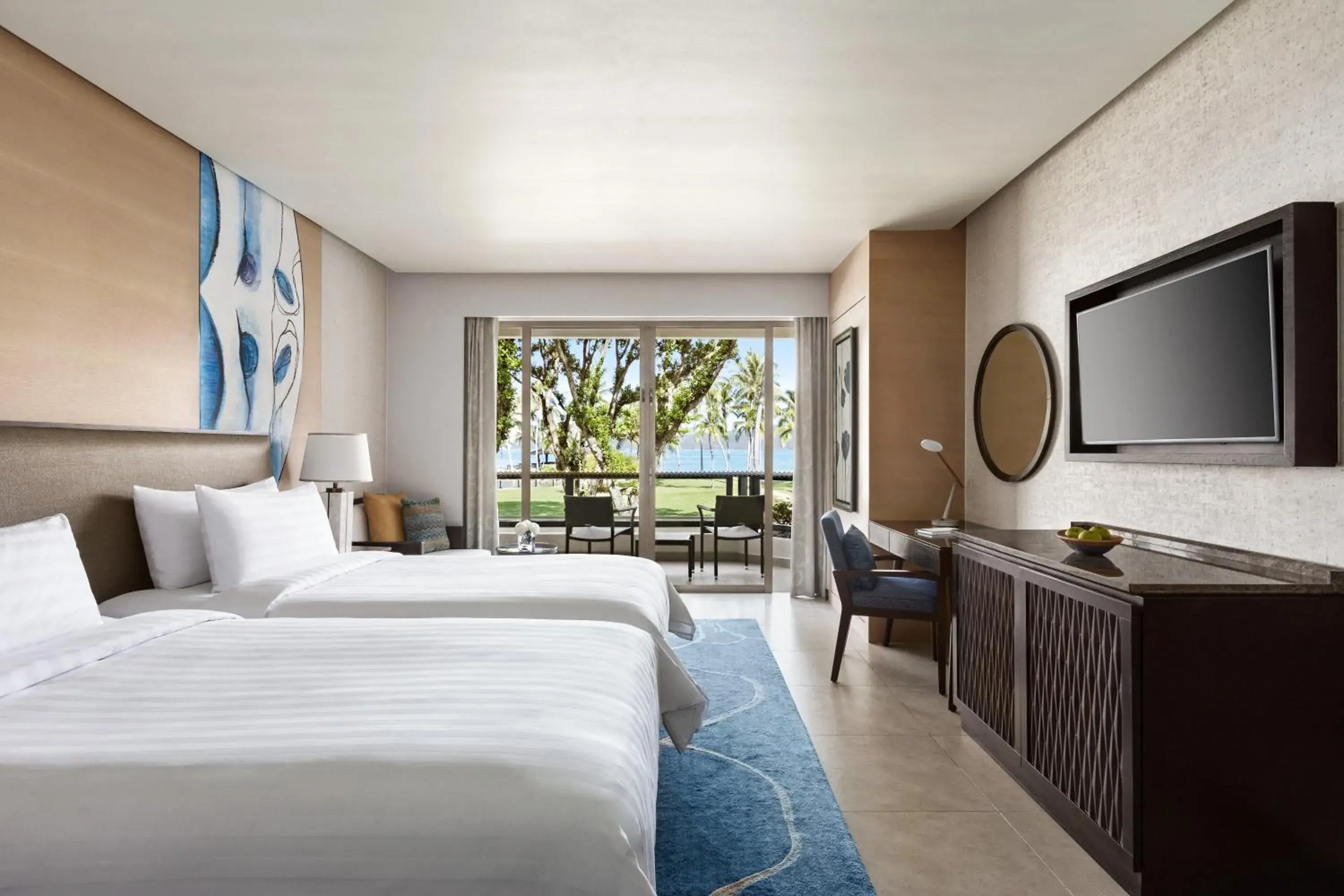 Horizon Club Seaview Twin Room in Shangri-La Tanjung Aru, Kota Kinabalu Horizon Club Seaview Twin Room in Shangri-La Tanjung Aru, Kota Kinabalu