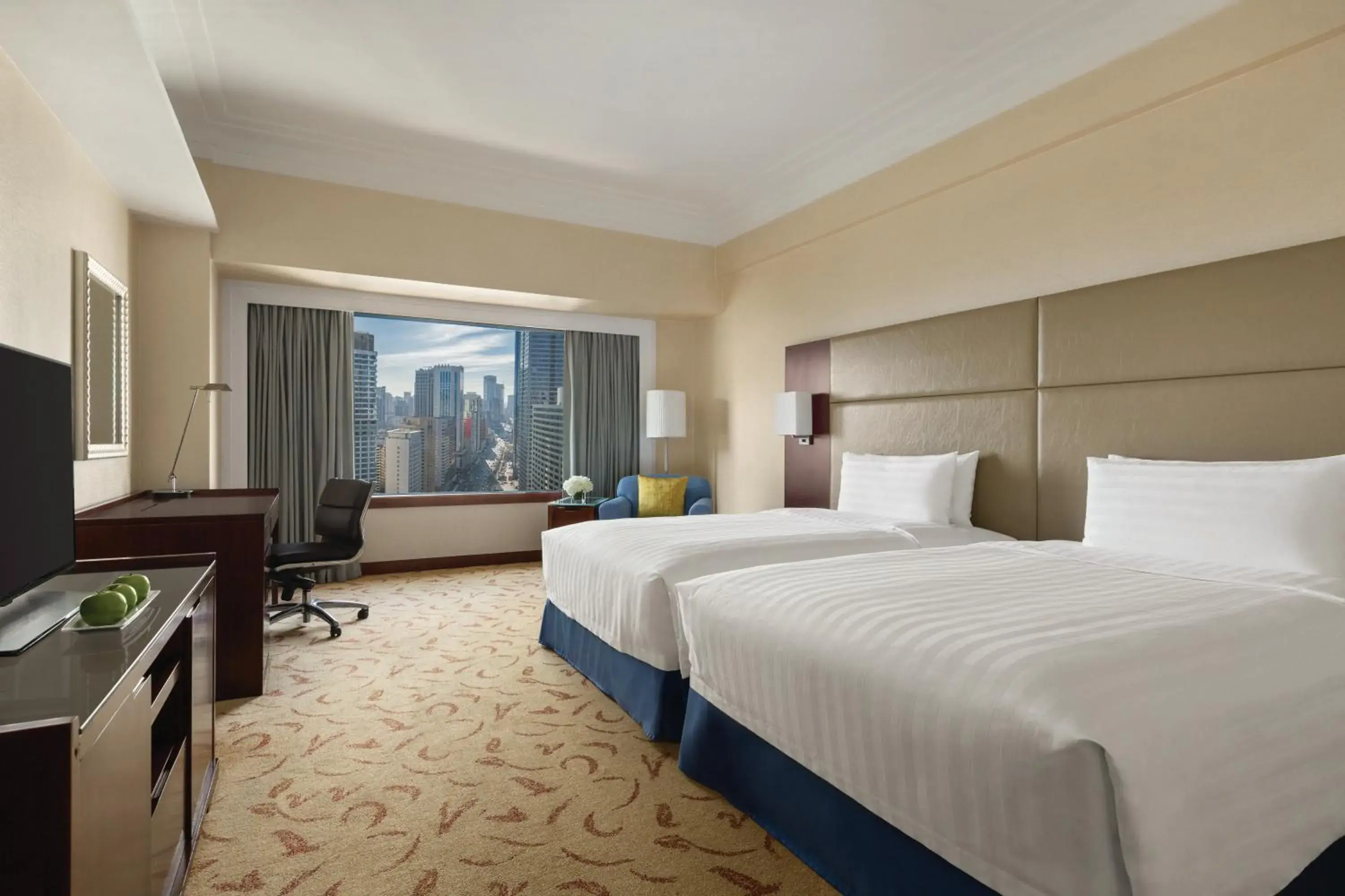 Deluxe Twin Room in Shangri-La Dalian Deluxe Twin Room in Shangri-La Dalian