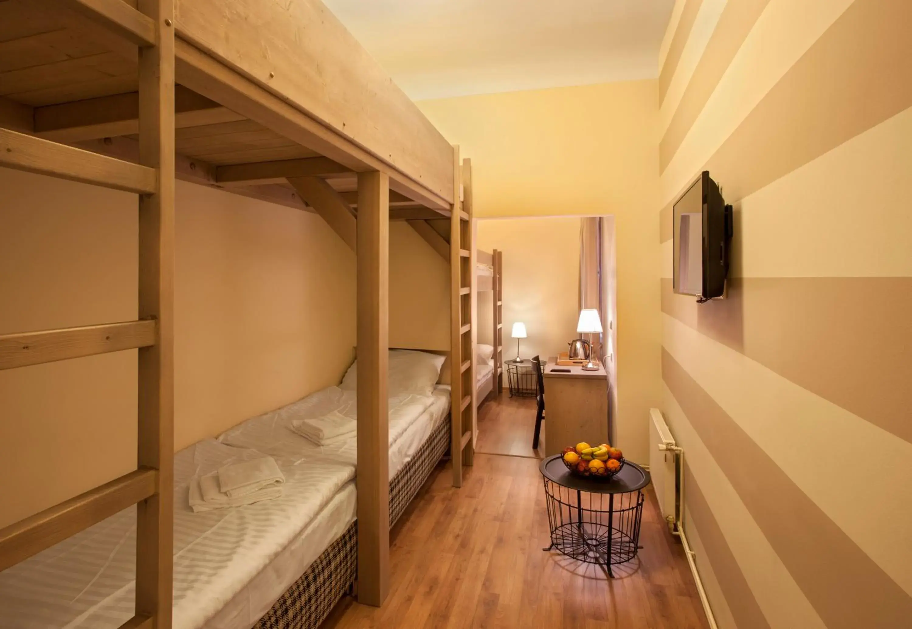 6-Bed Room in Residence Corto Old Town 6-Bed Room in Residence Corto Old Town