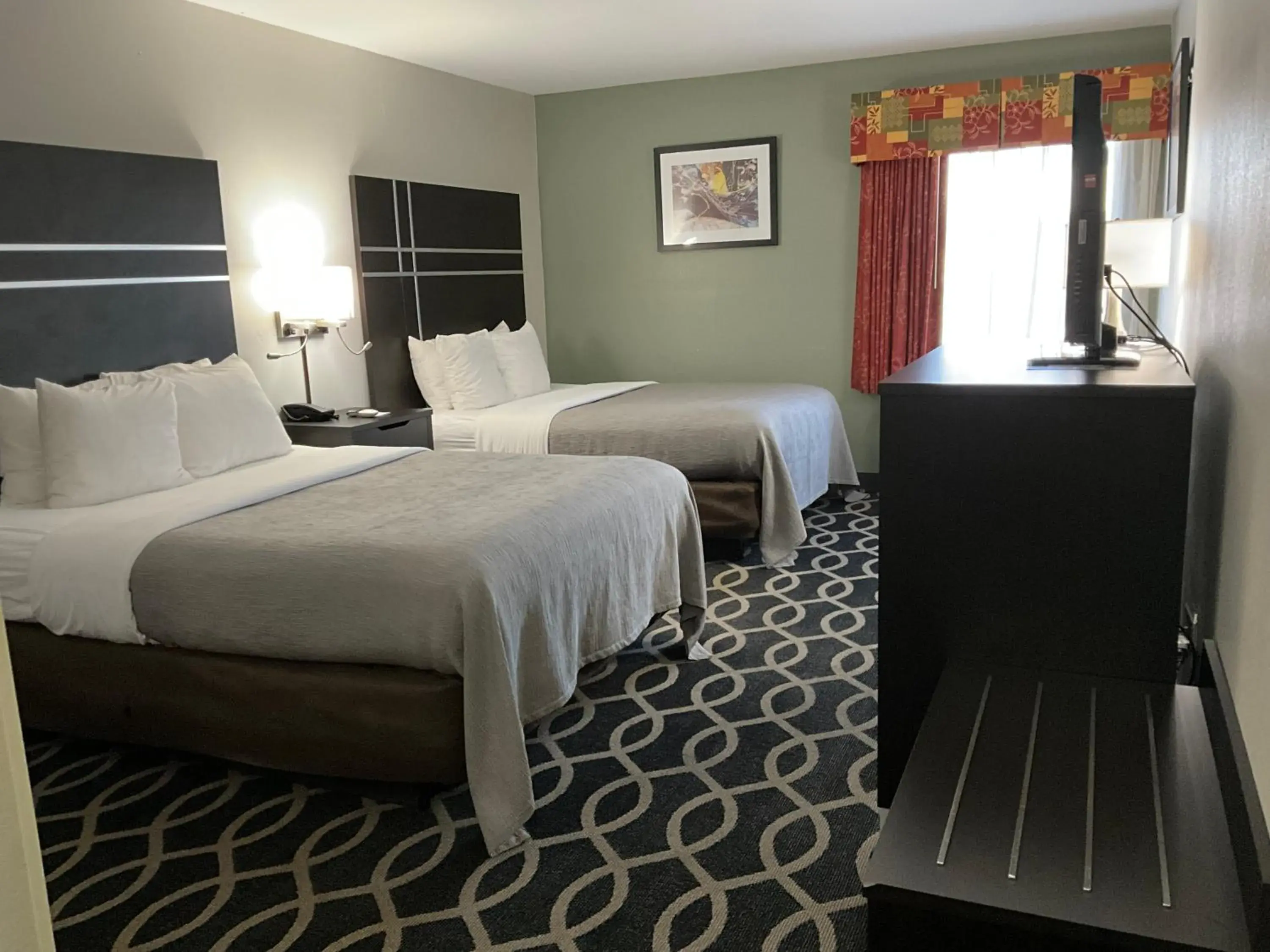 Queen Room with Two Queen Beds in Quality Inn Jacksonville near Little Rock Air Force Base Queen Room with Two Queen Beds in Quality Inn Jacksonville near Little Rock Air Force Base