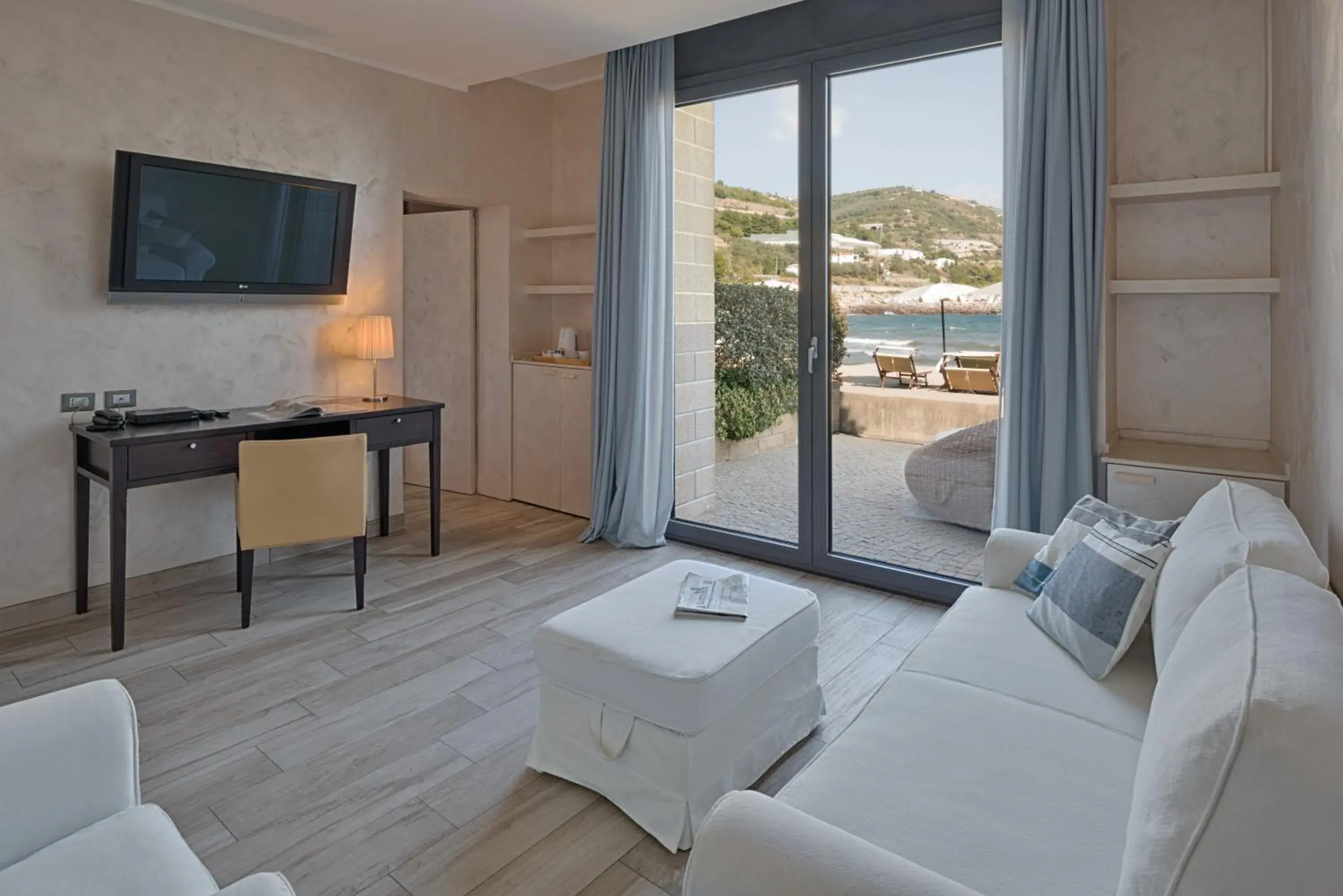 Family Suite in Hotel Riviera dei Fiori Family Suite in Hotel Riviera dei Fiori