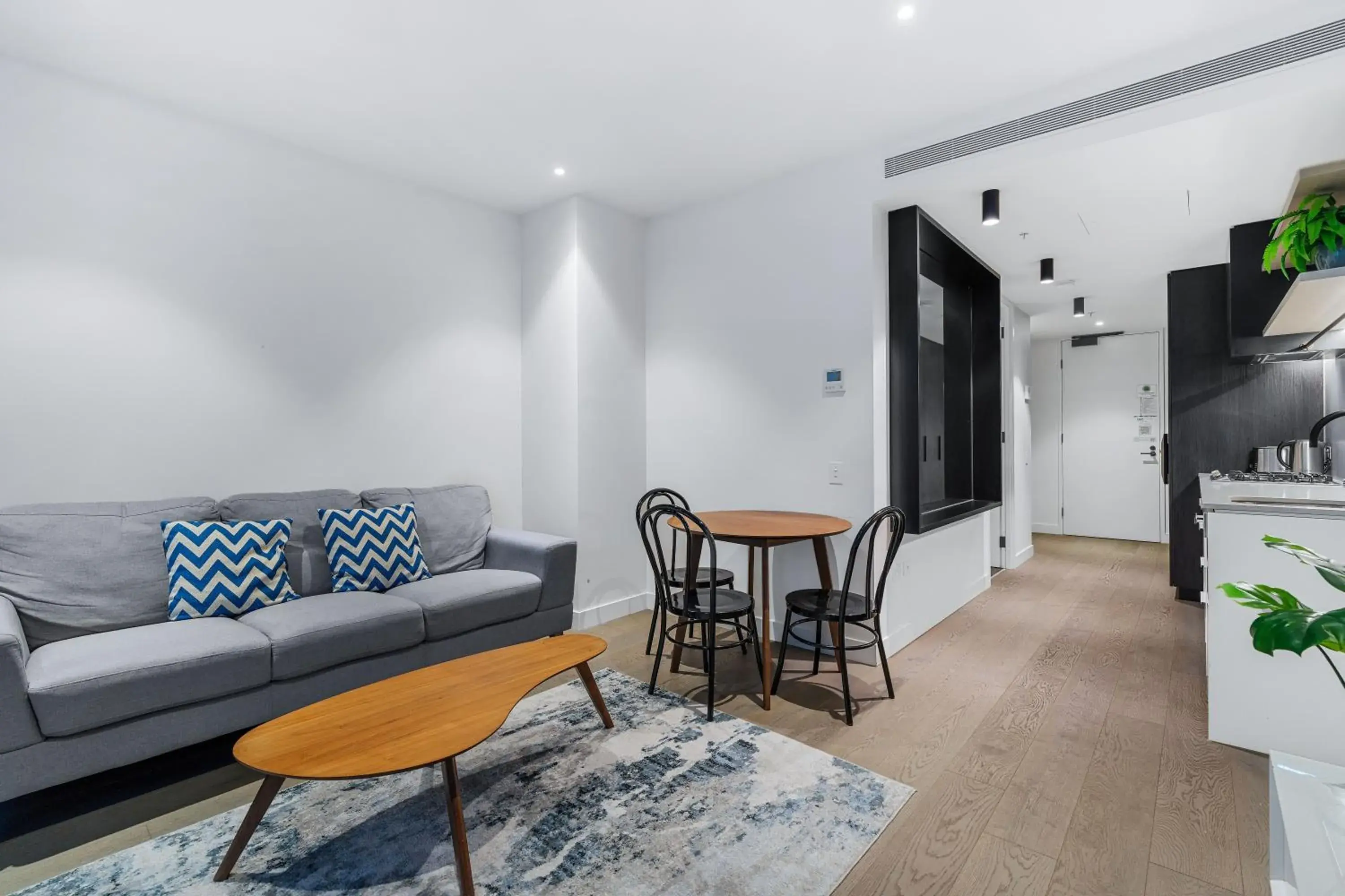 One-Bedroom Apartment in The Eminence Apartments by CLLIX One-Bedroom Apartment in The Eminence Apartments by CLLIX