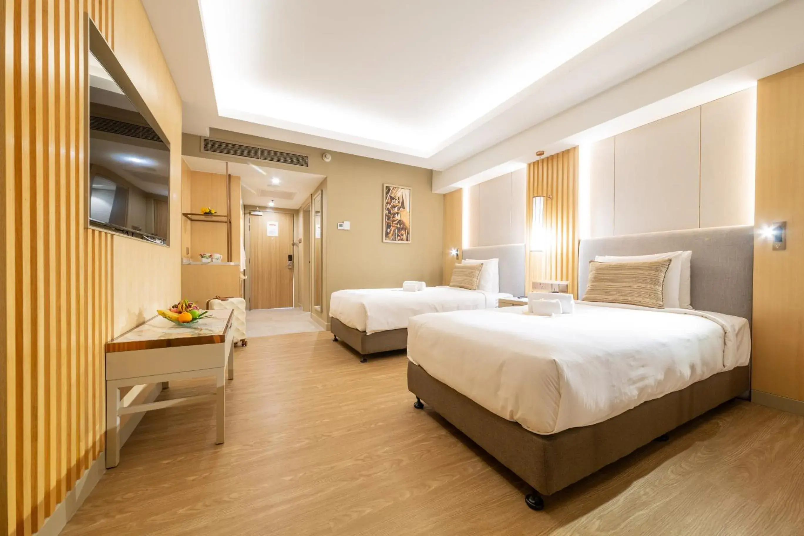 Duplex Suite in Glenmarie Hotel and Golf Resort Duplex Suite in Glenmarie Hotel and Golf Resort