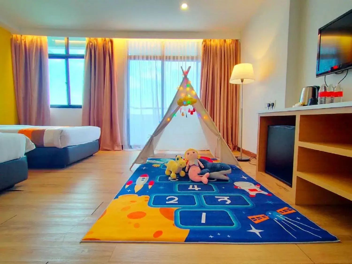 Kiddy Room in Hotel Sentral Seaview @ Beachfront Kiddy Room in Hotel Sentral Seaview @ Beachfront