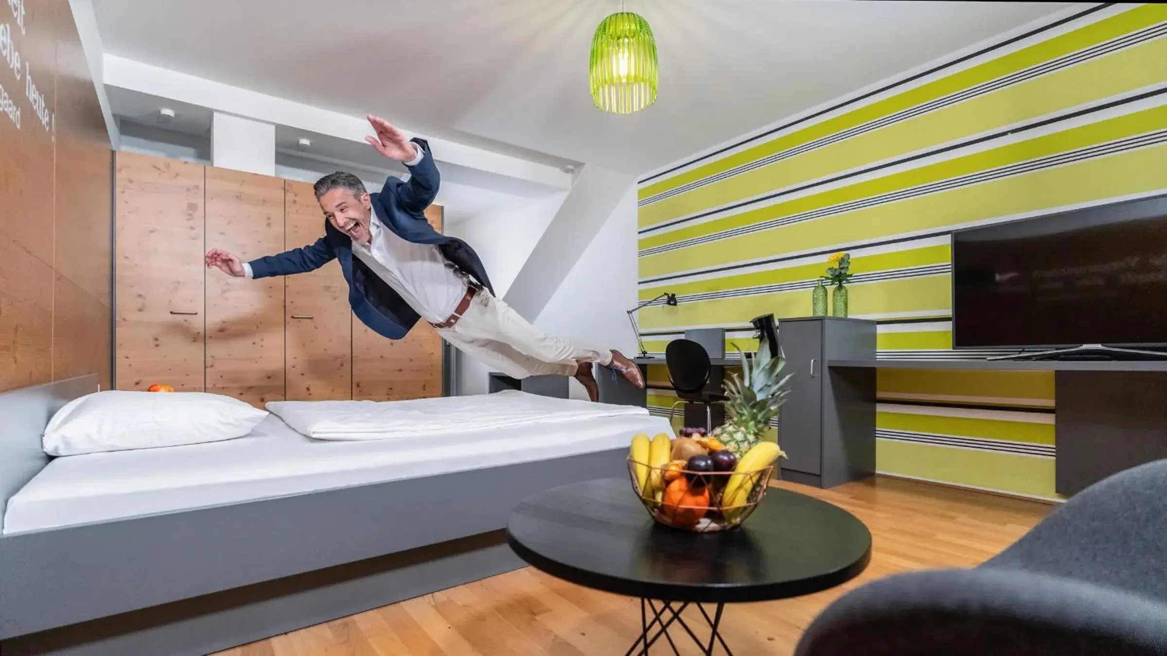 Standard Double Room in Hotel CampusZwei Komfortable Doppelzimmer & Apartments mit Küche Zentral in Ludwigsburg ideal für Business & Langzeitaufenthalte optional mit Frühstück Standard Double Room in Hotel CampusZwei Komfortable Doppelzimmer & Apartments mit Küche Zentral in Ludwigsburg ideal für Business & Langzeitaufenthalte optional mit Frühstück