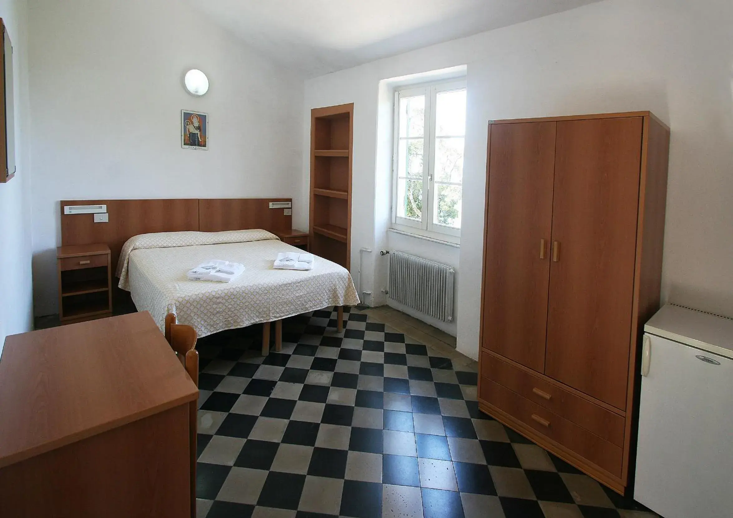 Double Room with Private Bathroom - single occupancy in Santuario NS Soviore Cinque Terre Double Room with Private Bathroom - single occupancy in Santuario NS Soviore Cinque Terre